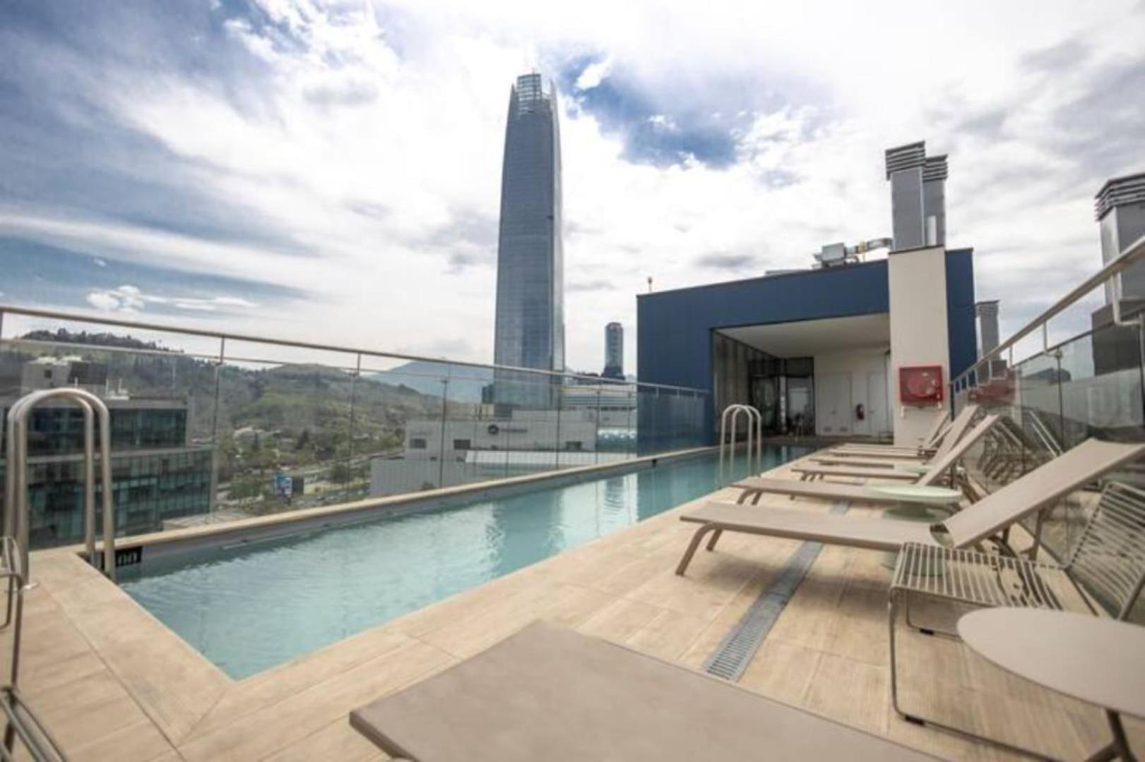Premium Near Costanera Center