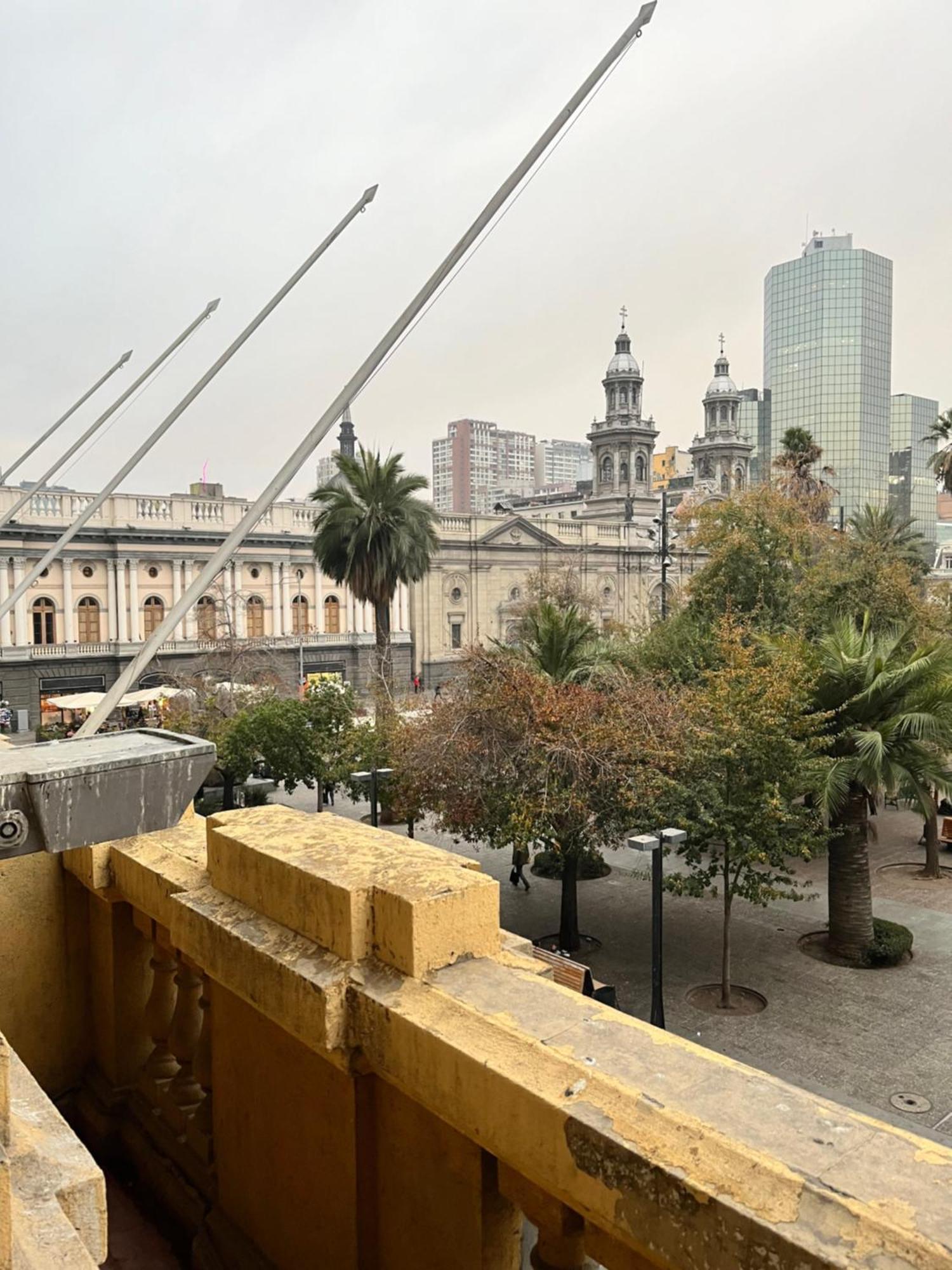 Apartment Duplex Con Balcon A Casco Historico *