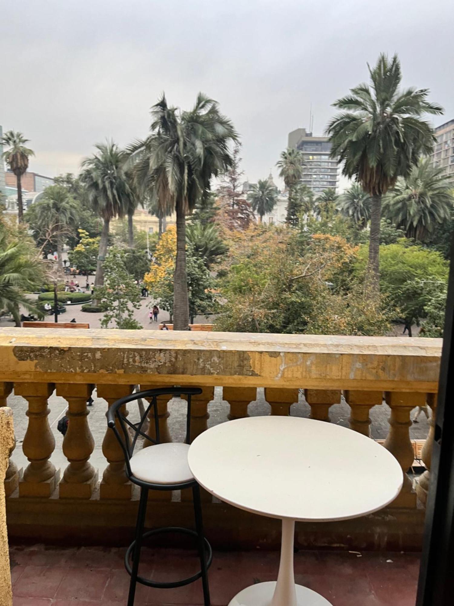 Apartment Duplex Con Balcon A Casco Historico Santiago