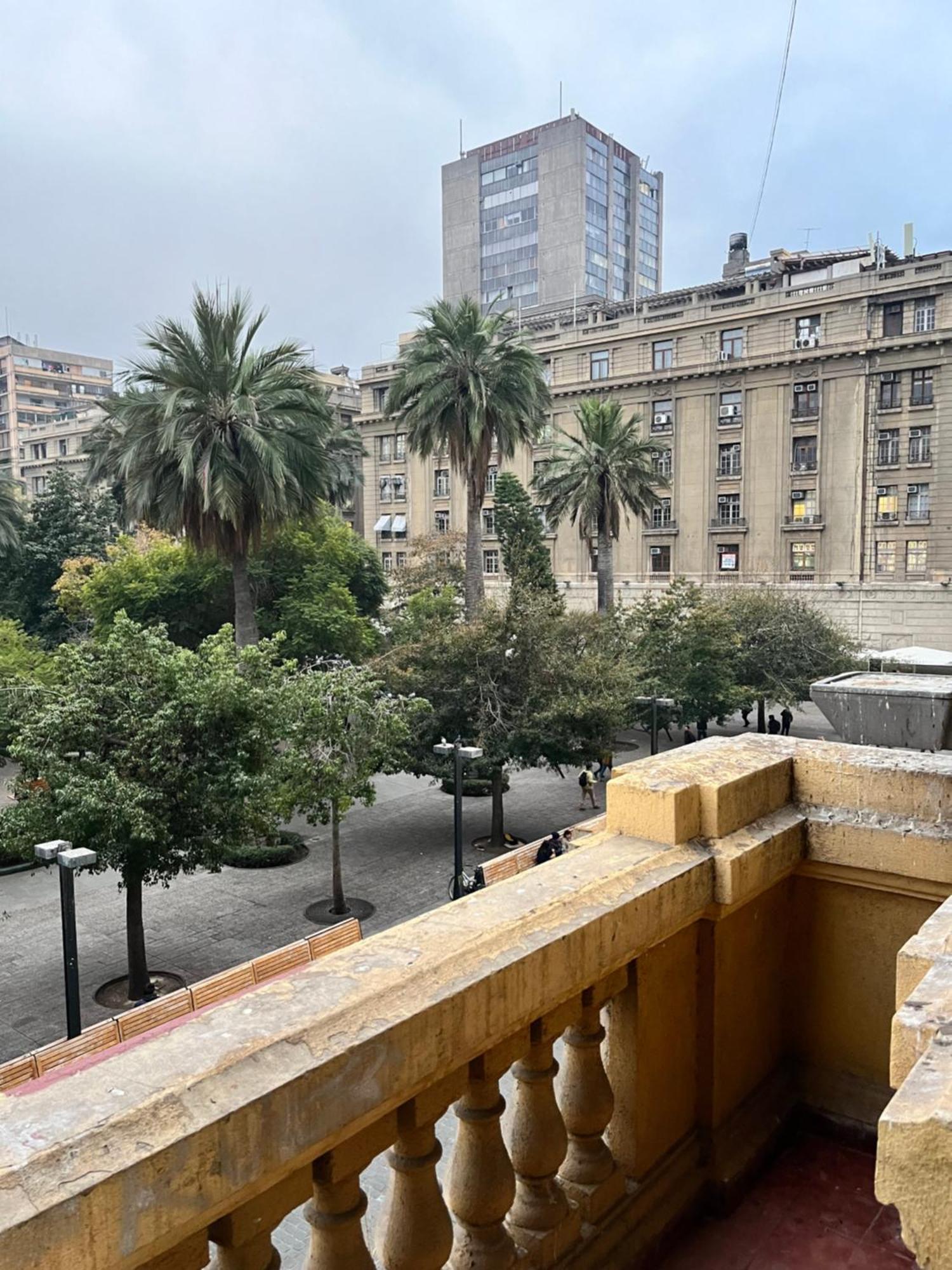 Duplex Con Balcon A Casco Historico Santiago