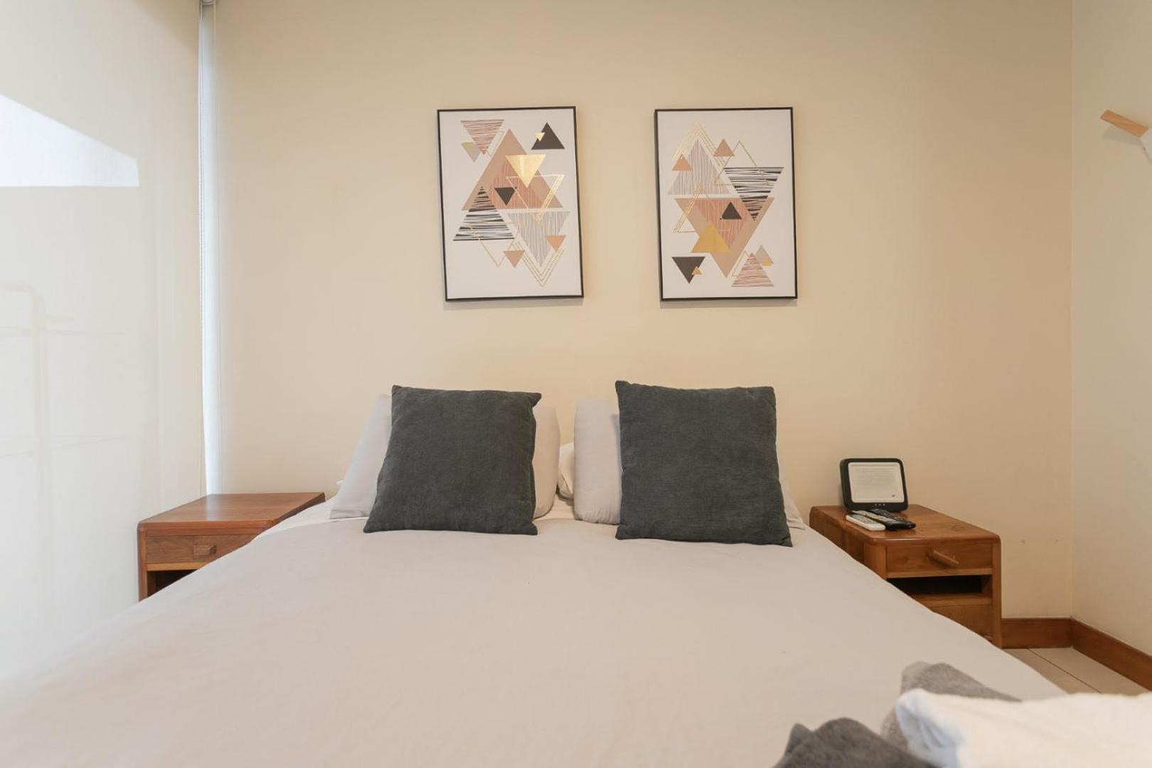 Apartment Charming In Condes Near Metro Santiago