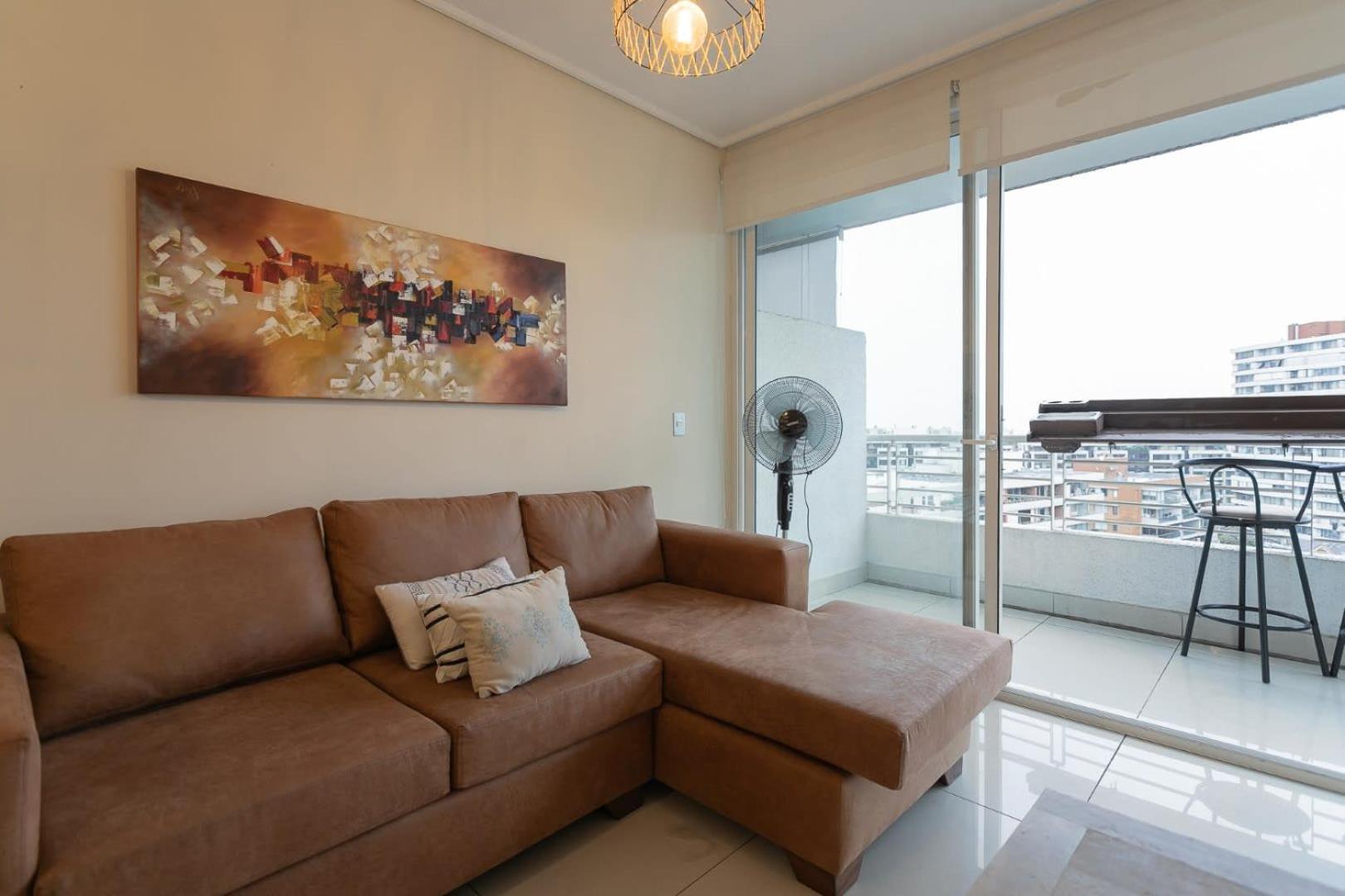 Apartment Charming In Condes Near Metro Santiago