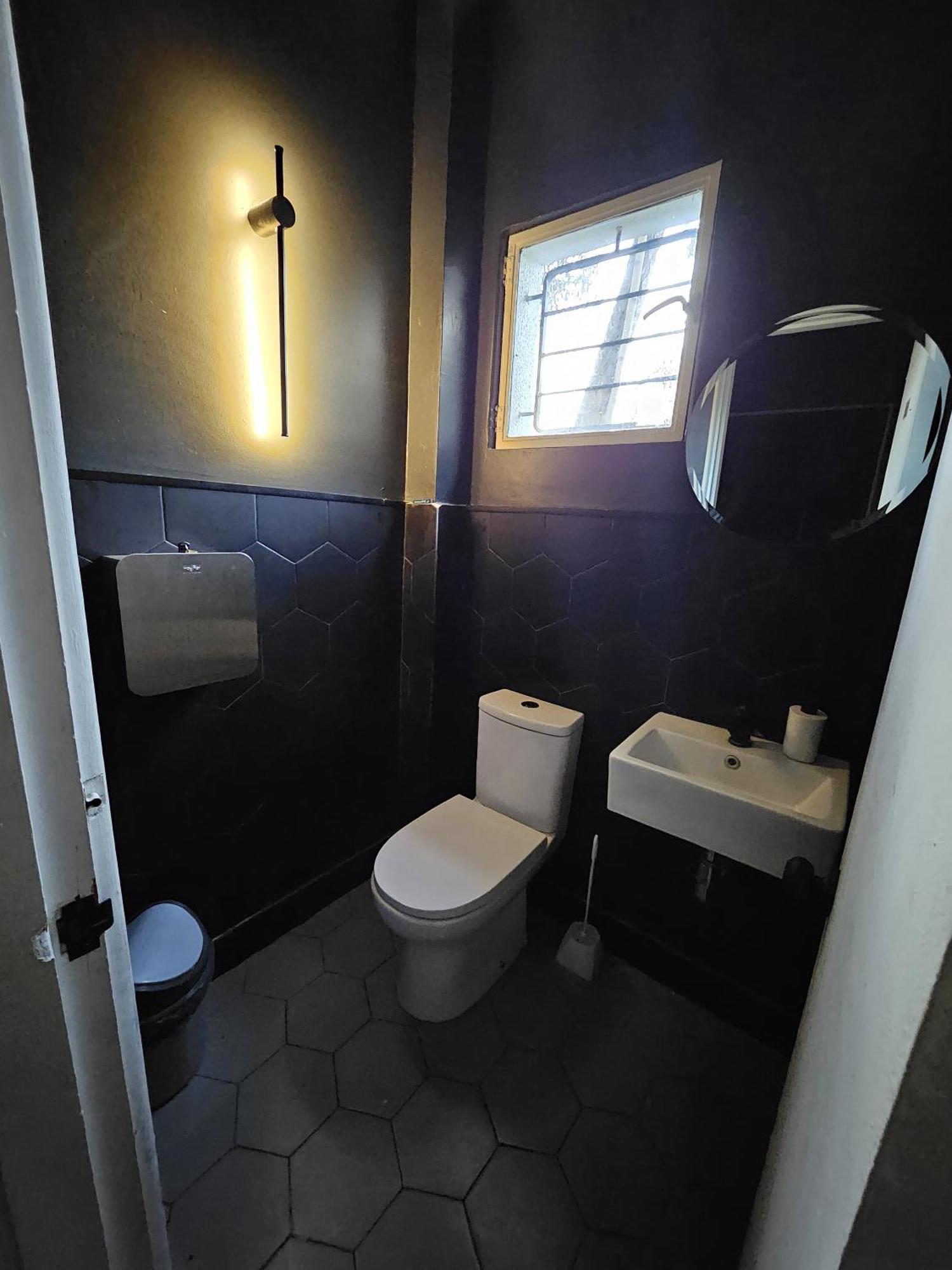 Refugio En Barrio Italia - Casa Completa O Por
