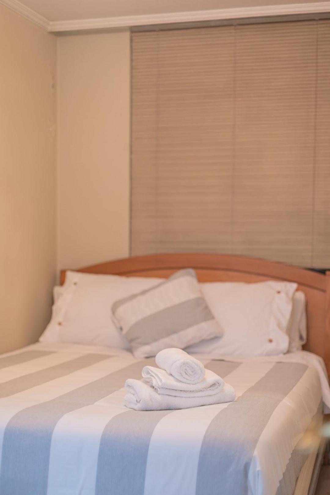 Exclusive In Condes Alcantara Metro Apartment