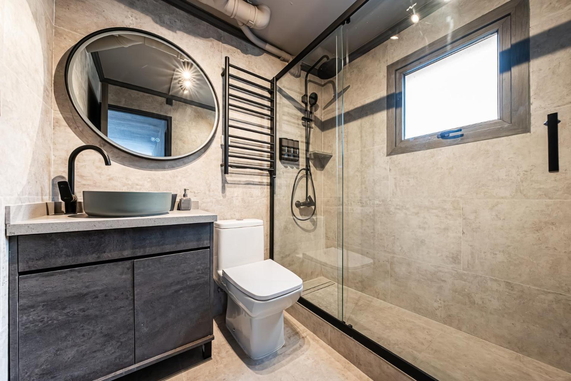Design Tech Comfort & Location Apartment