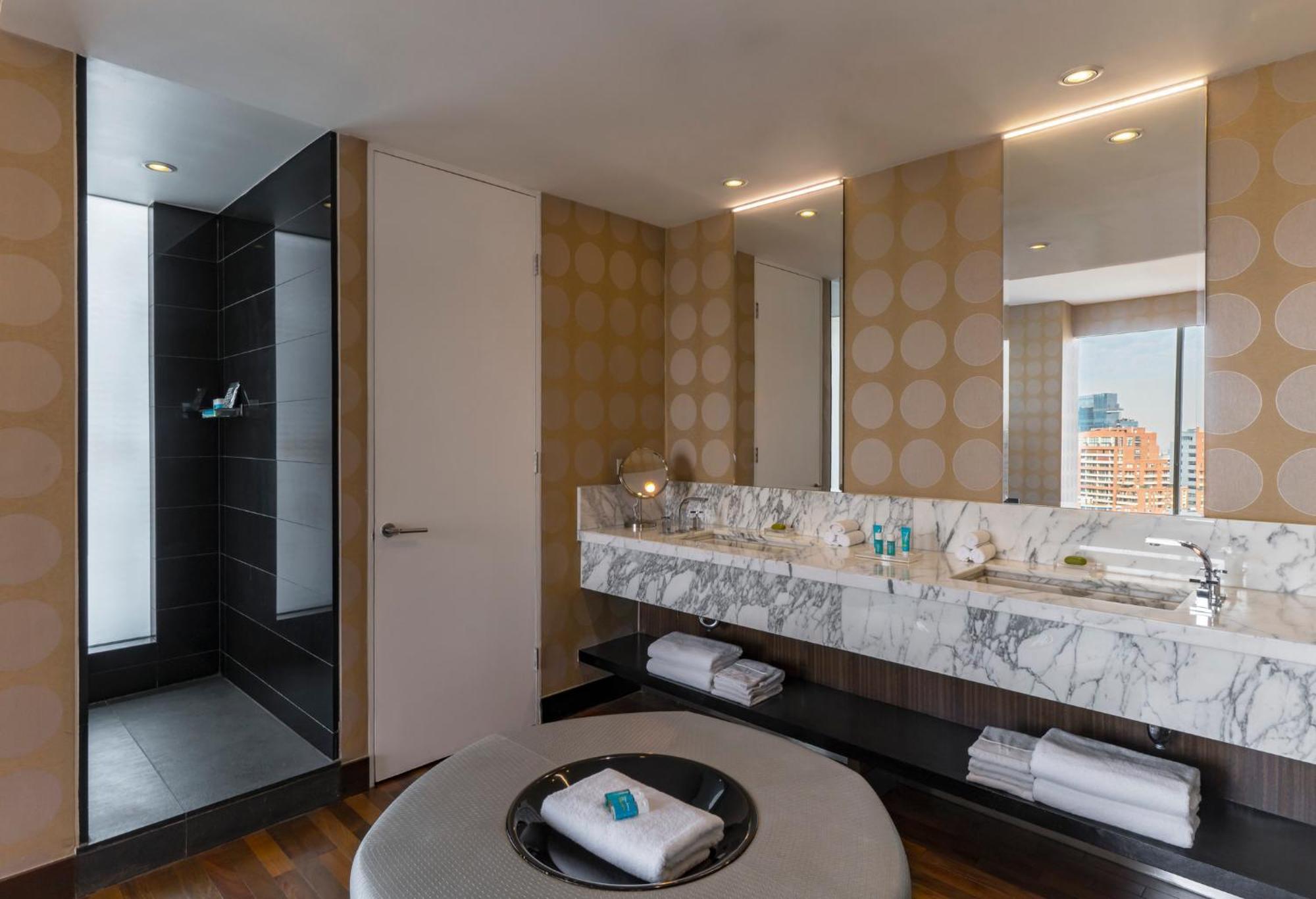 Khách sạn W 5*