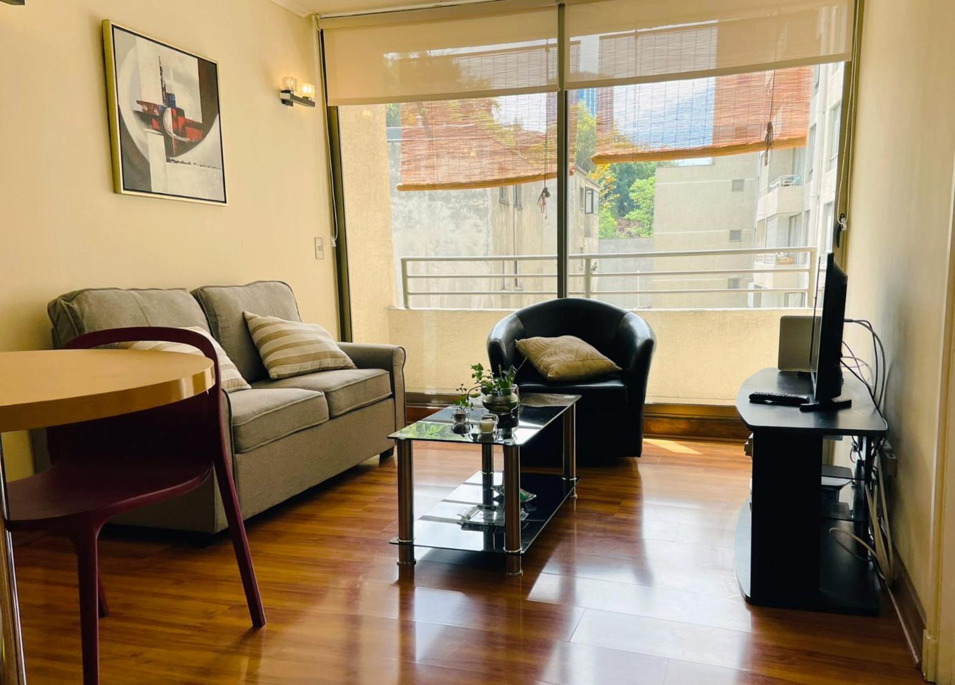 Barrio Lastarria, Excelentes - Sofia Camilla *