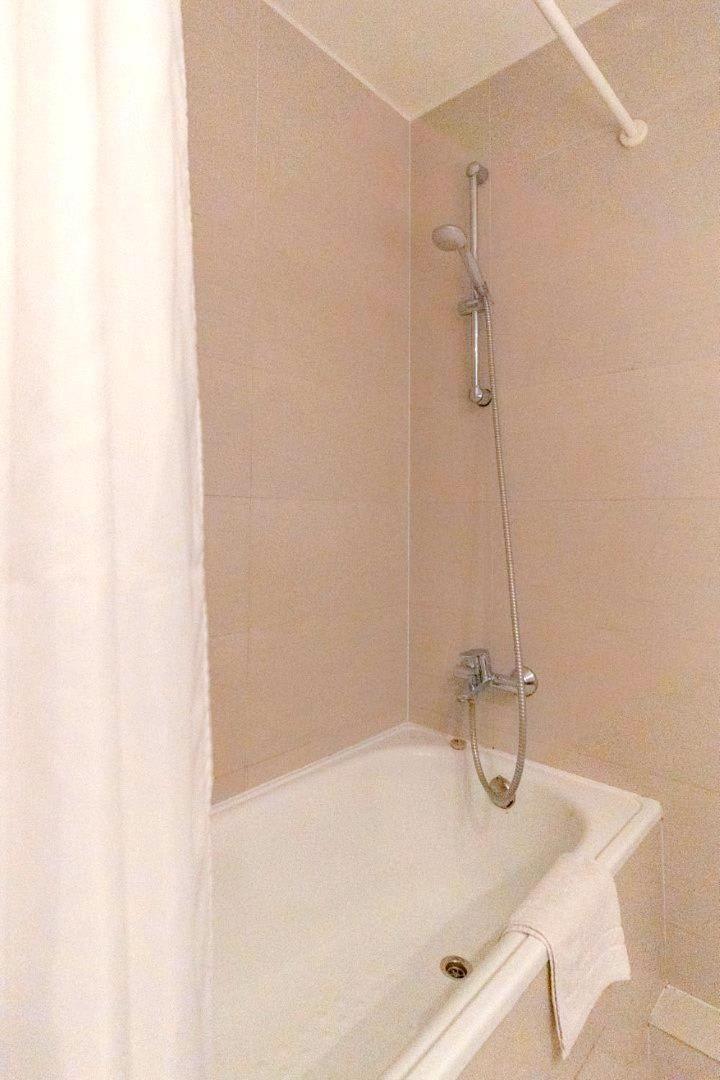 Kennedy Premium * Santiago