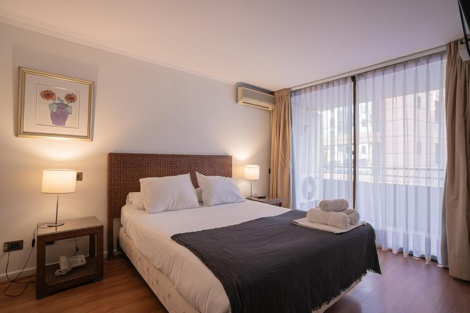 Apartment Comfy Urban Style Steps From Costanera Center *
