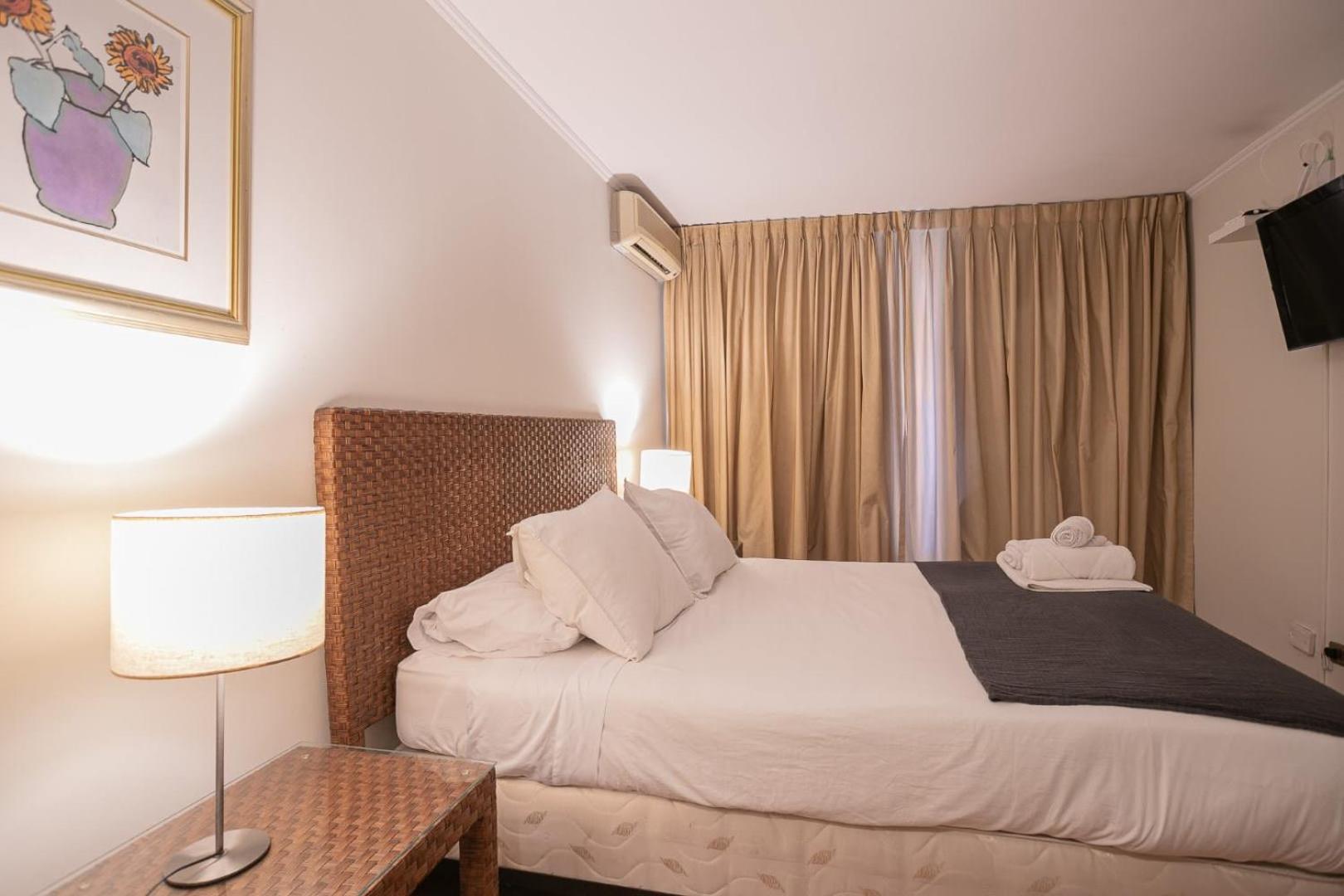 Apartment Comfy Urban Style Steps From Costanera Center *