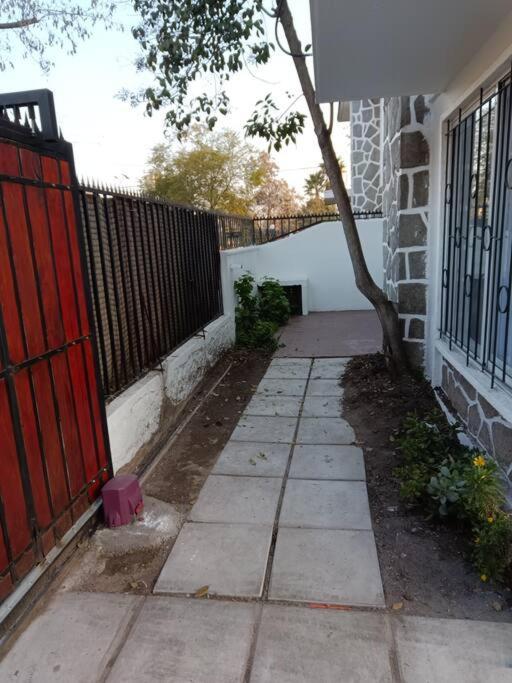 Casa de férias Casa Providencia Piscina Zona Muy Tranquila 9 Personas 3 Estacionamientos Santiago
