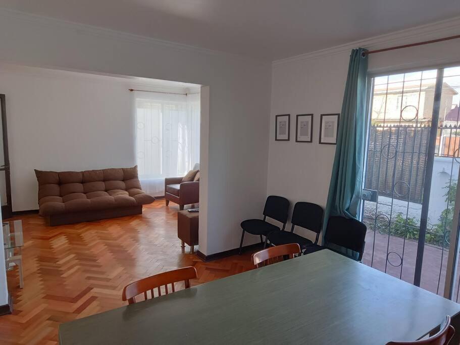 Casa Providencia Piscina Zona Muy Tranquila 9 Personas 3 Estacionamientos Сasa de vacaciones *