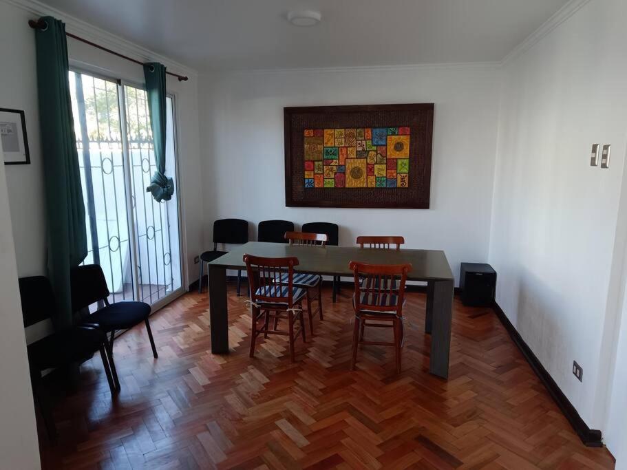 Casa Providencia Piscina Zona Muy Tranquila 9 Personas 3 Estacionamientos Casa de férias