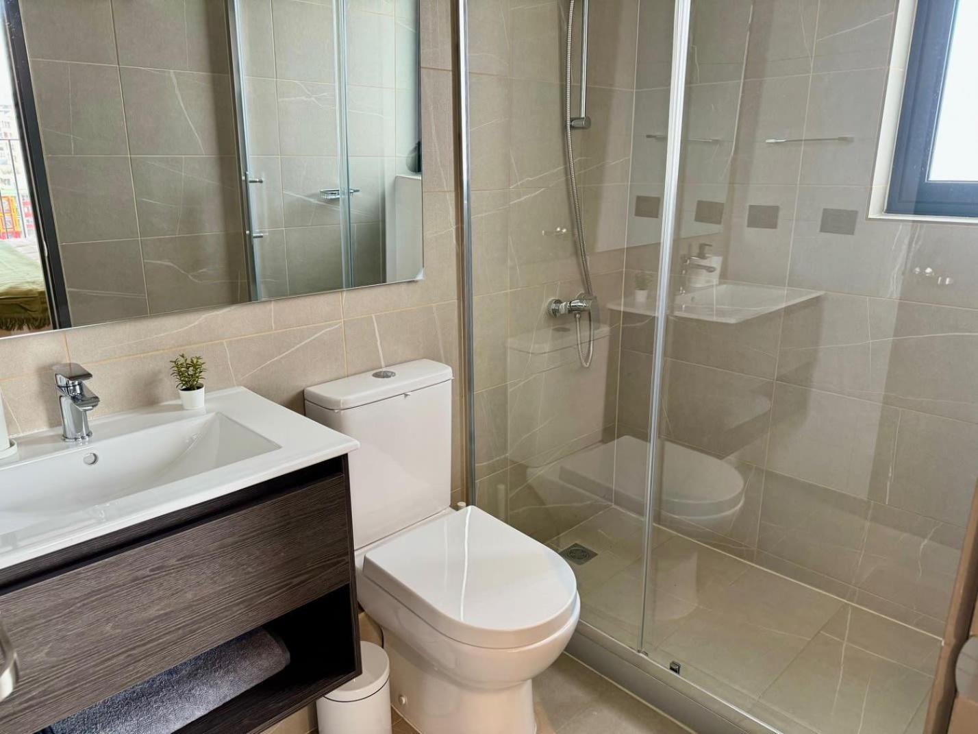 Apartment Hom I Lujoso Depto 2D2B, Nunoa Con Estacionamiento
