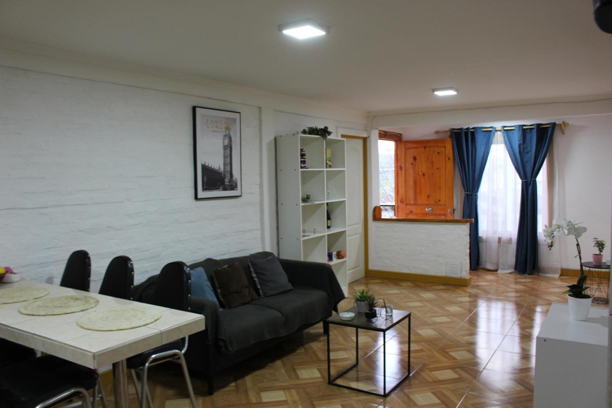 Hostel Familiar S&g *