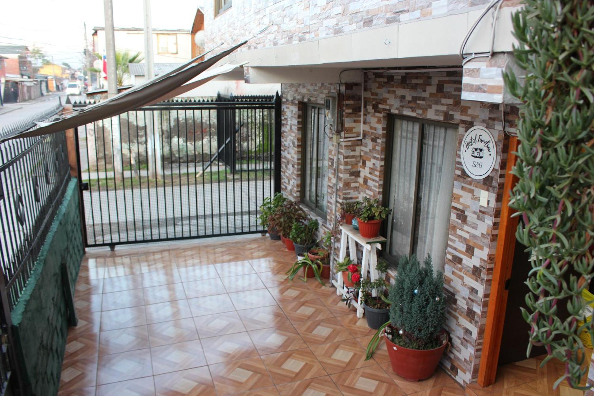 Hostel Familiar S&g Santiago