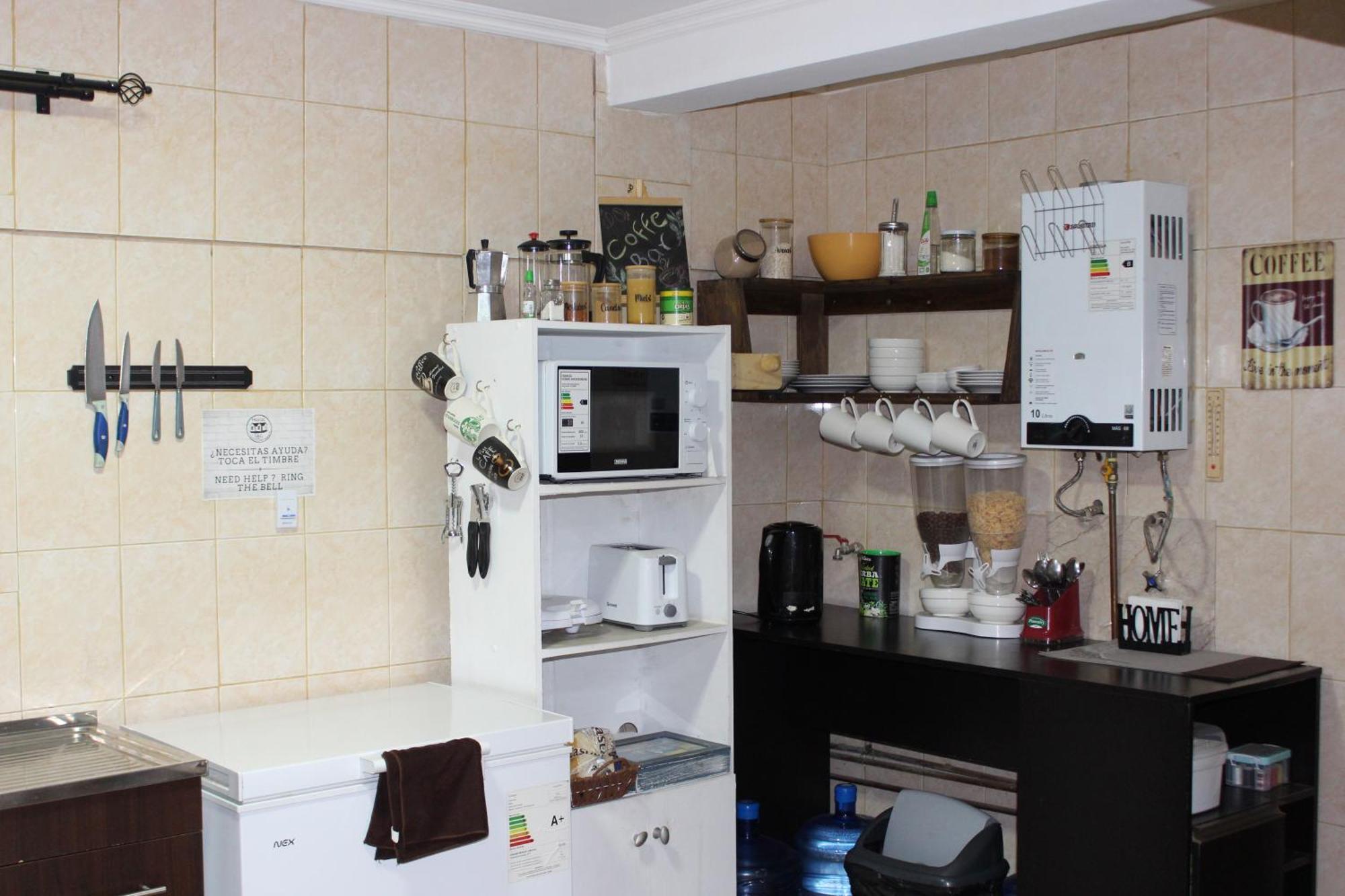 Familiar S&g Hostel *