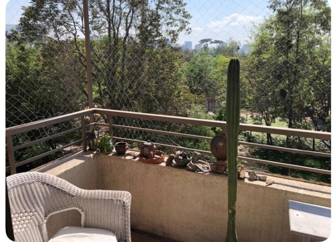 Metro Escuela Militar Bed & Breakfast *