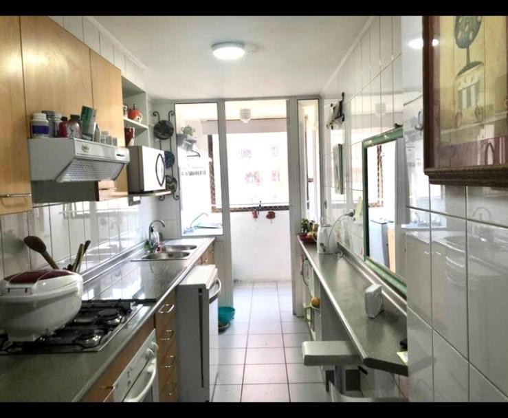 Metro Escuela Militar Bed & Breakfast *