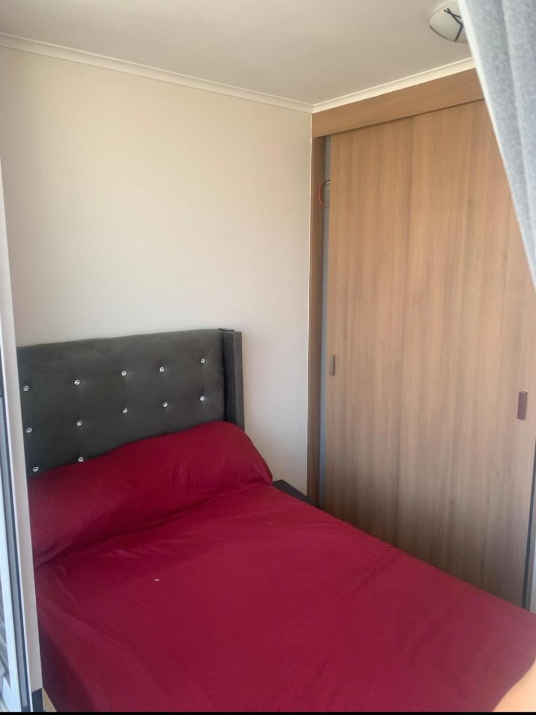 Habitacion Con Bano Privado En Homestay Santiago