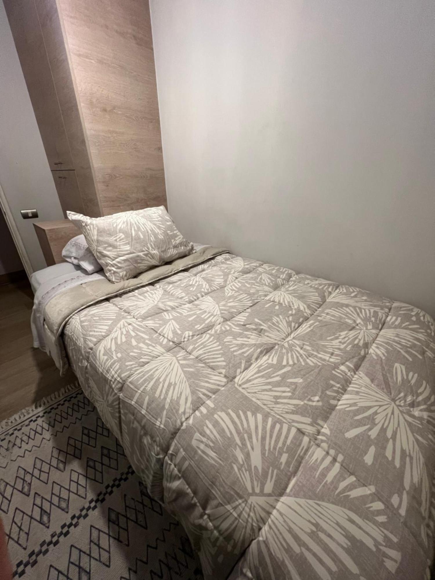 Habitacion Con Bano Privado En Departamento Compartido *