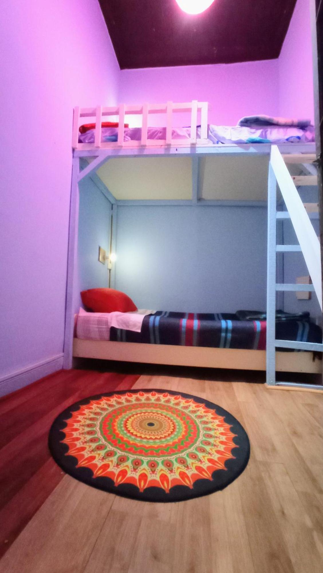 Hostel Origenes