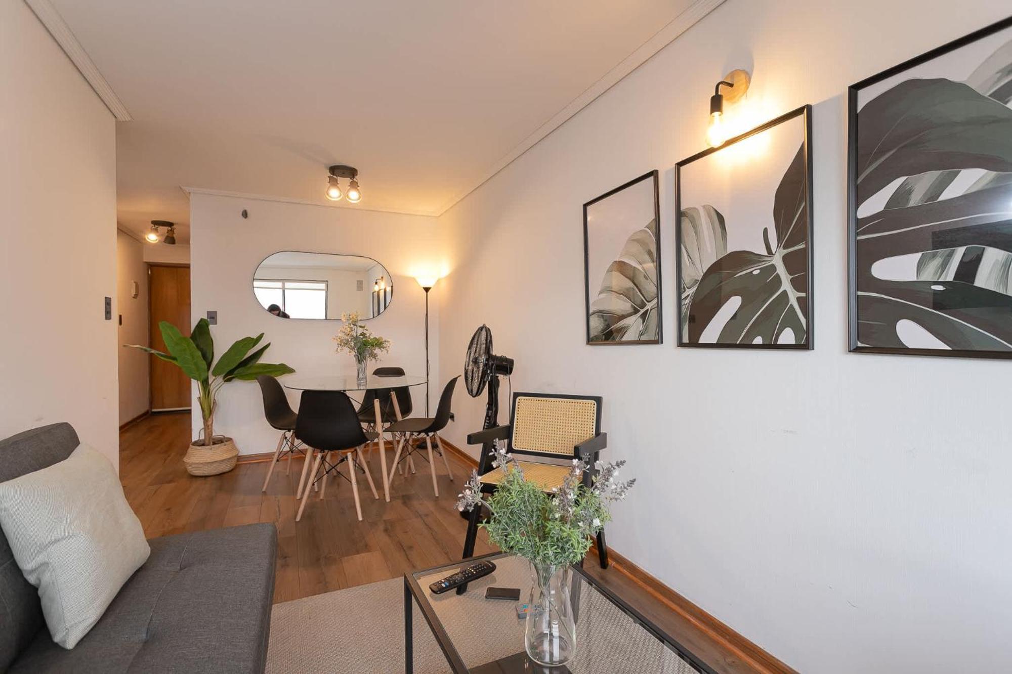Apartamento Lujo En Las Condes Amplio Y Deslumbrante Departamento