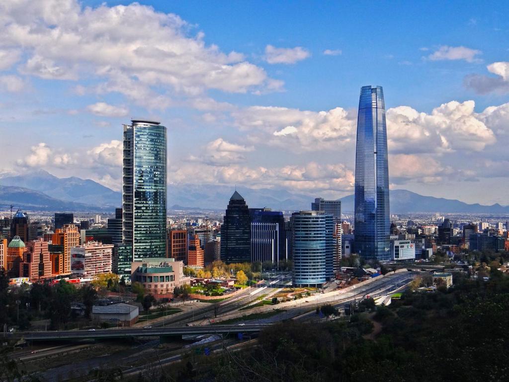 Casa Providencia La Mejor Ubicacion Costanera Center Sector Sanhattan 14 Personas 3 Banos 3 Estacionamientos Nhà nghỉ