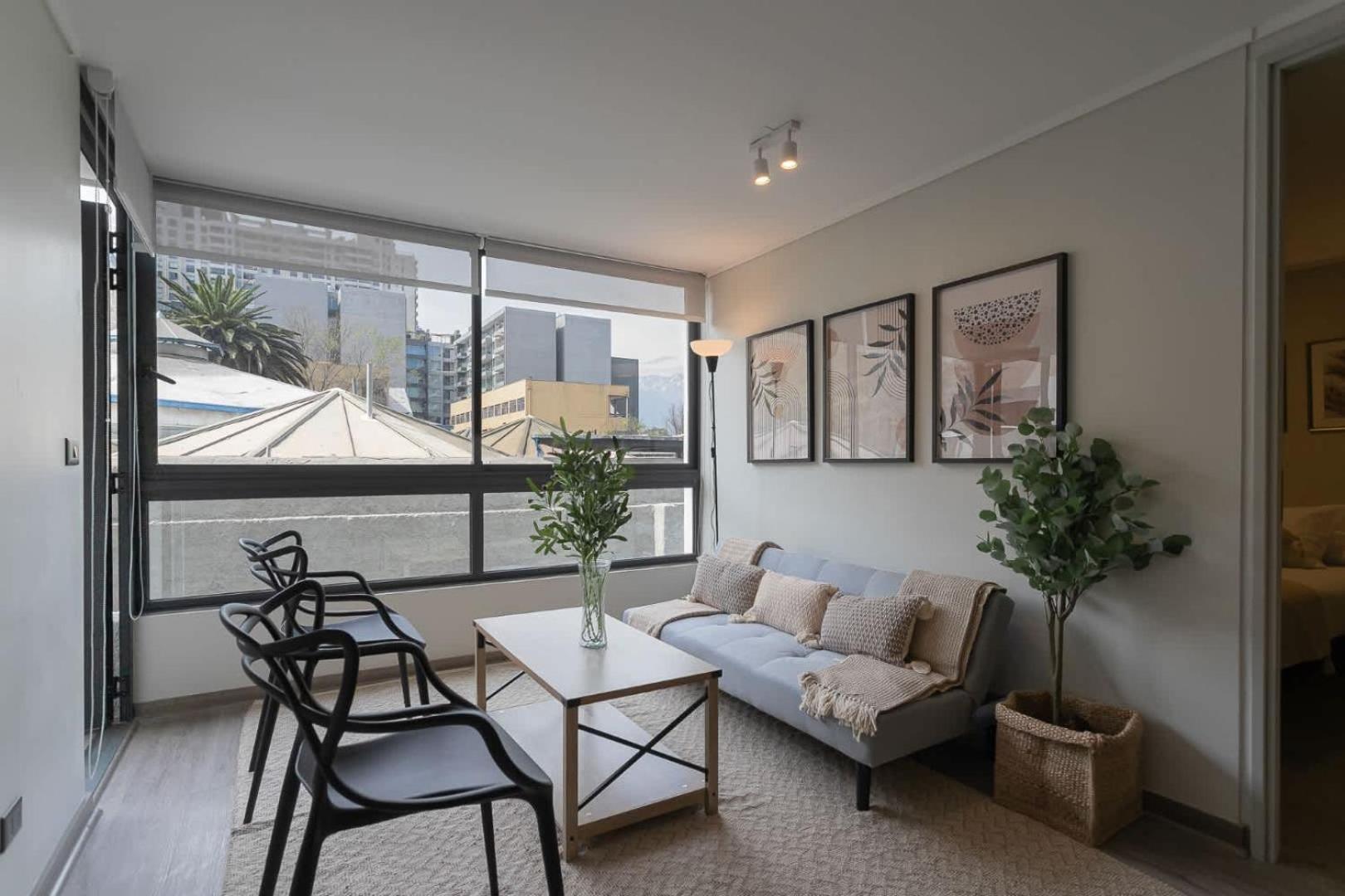 Discover The From Downtown Apartment *