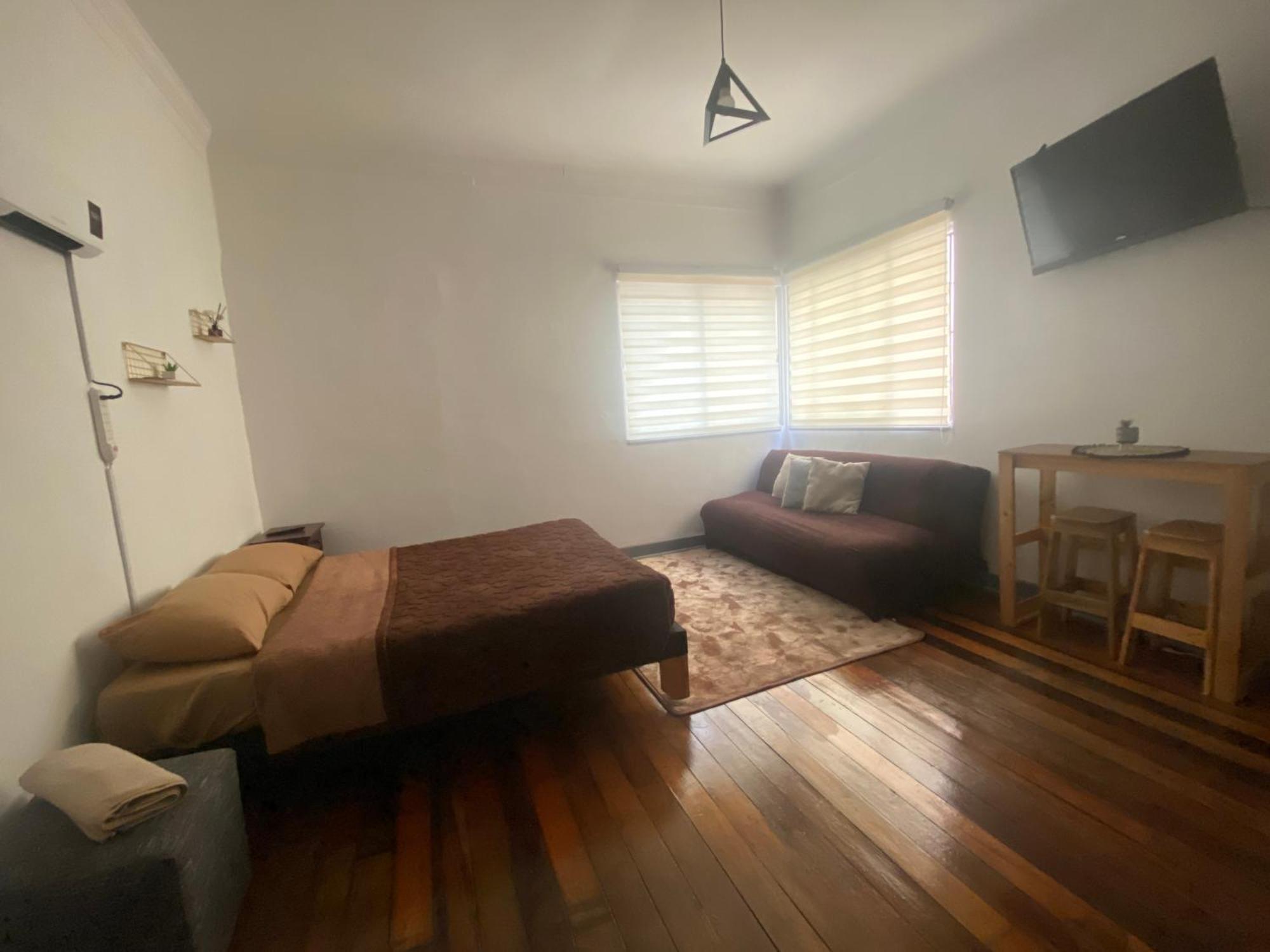2 Con Bano Compartido En Providencia Casa Pensión