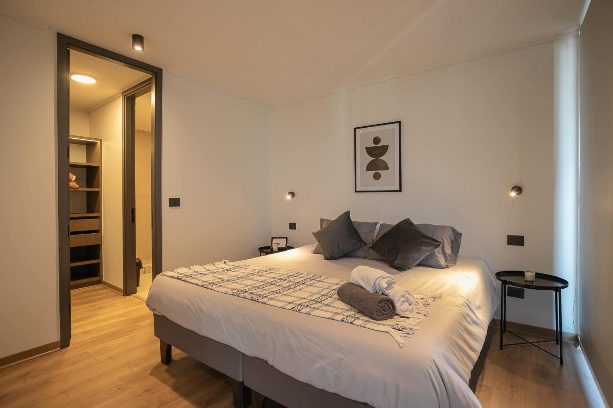Apartment Elegancia En Condes 2d2b Con Estilo Santiago