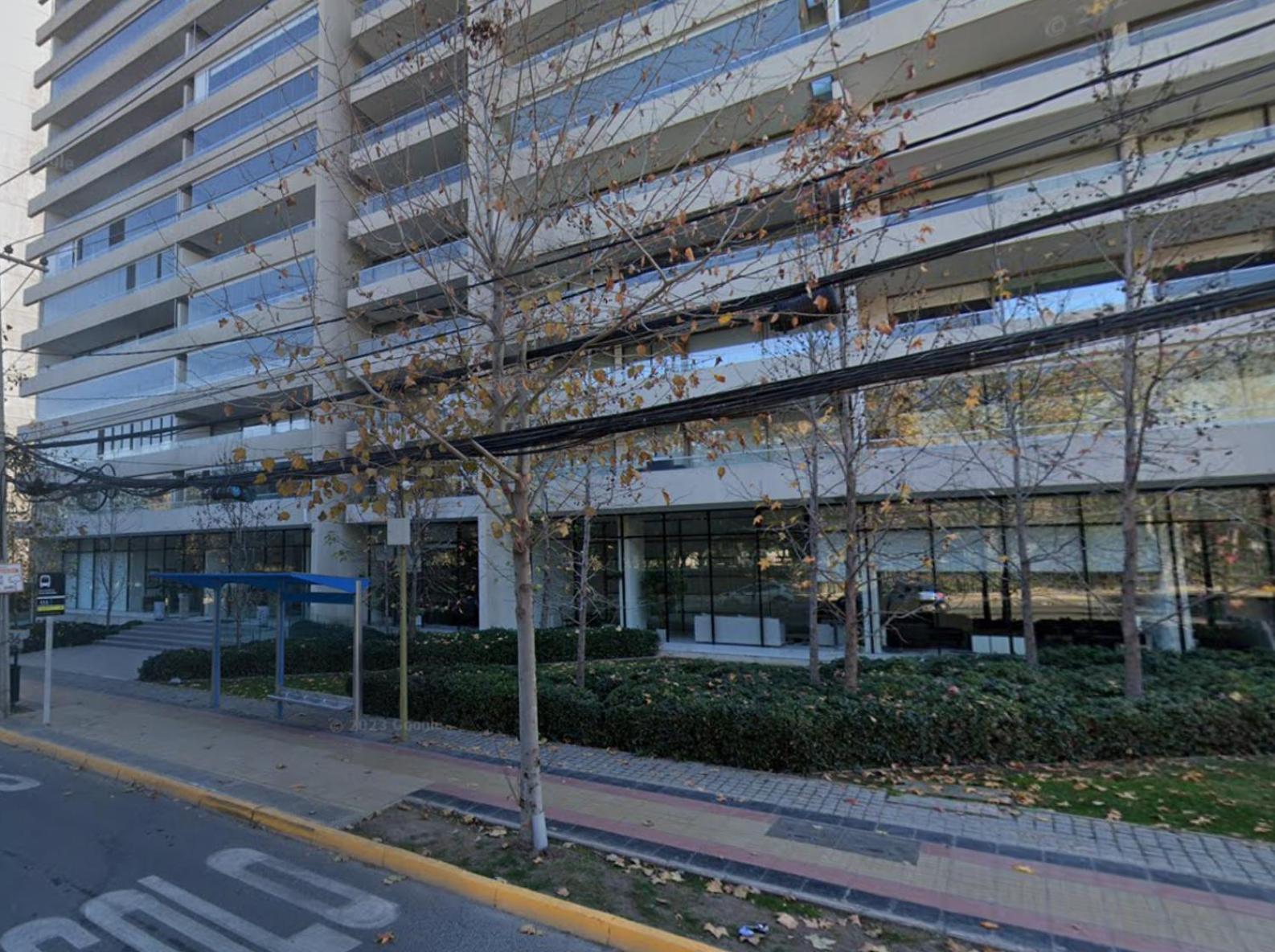 En Condes Frente A Parque Araucano *