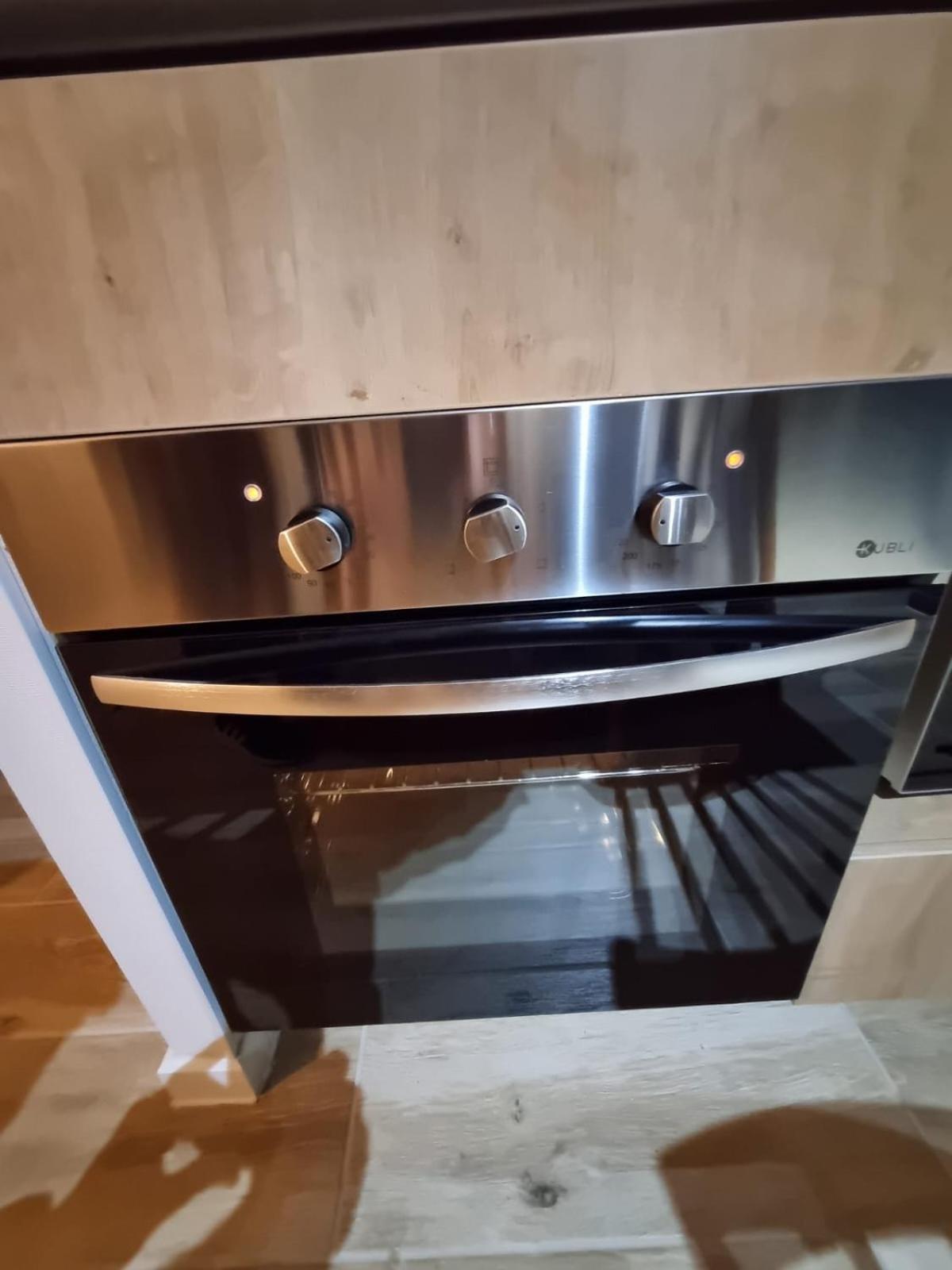 Bella, Comoda Y Completa Residencia