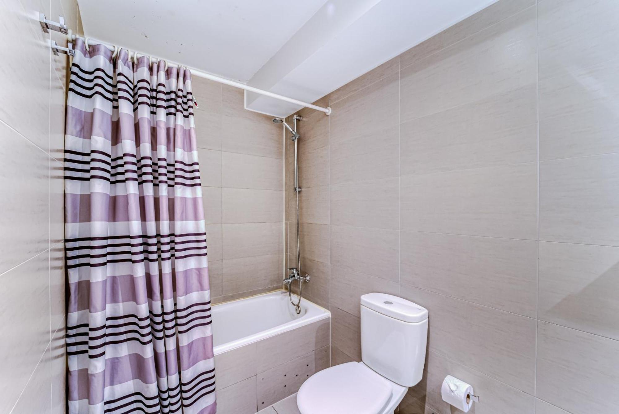 Citadel View 2br Balcony & Parking Apartment *