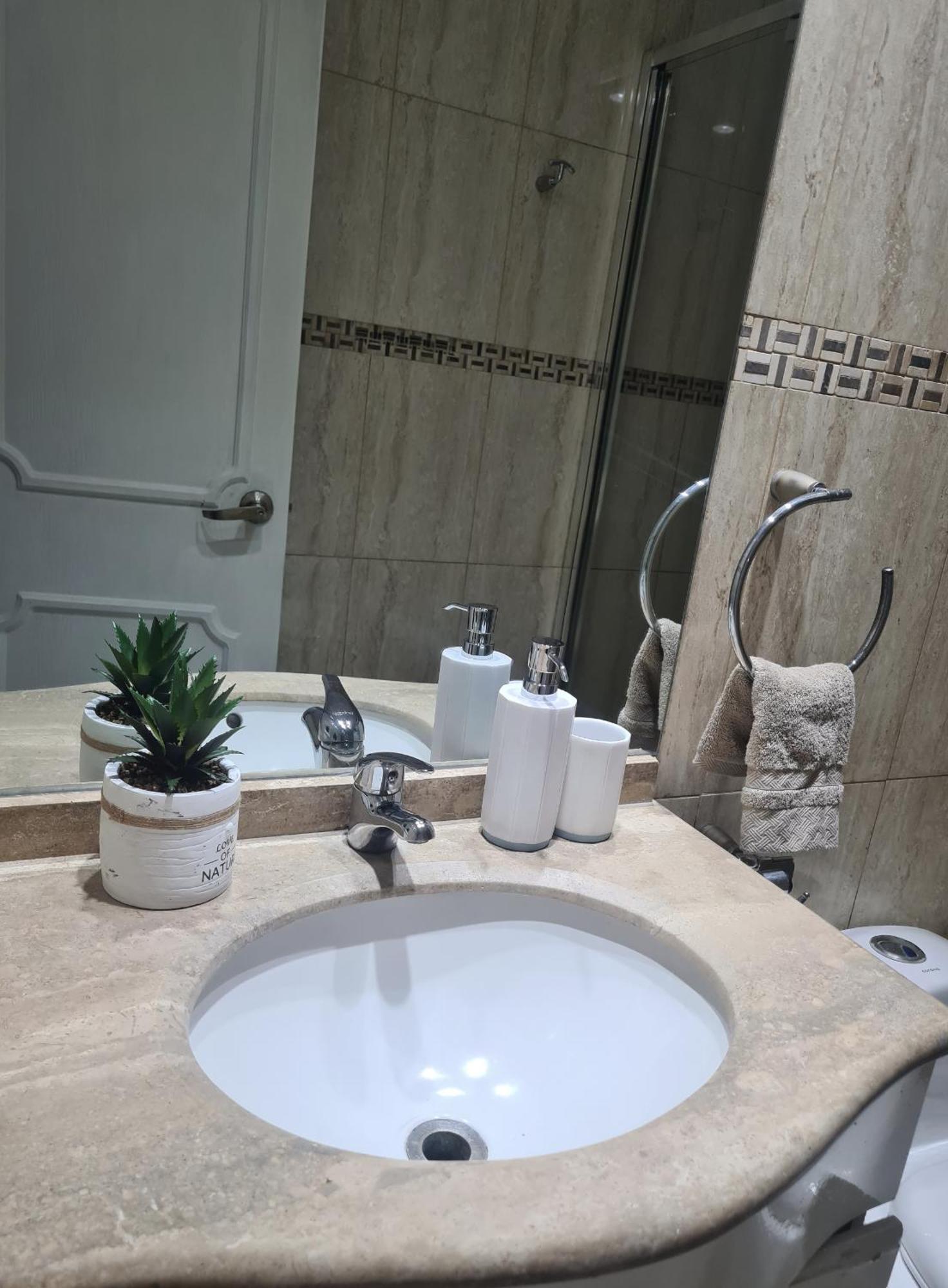 Holiday home Amplia Casa A Pasos Del Mall Alto Las Condes Santiago