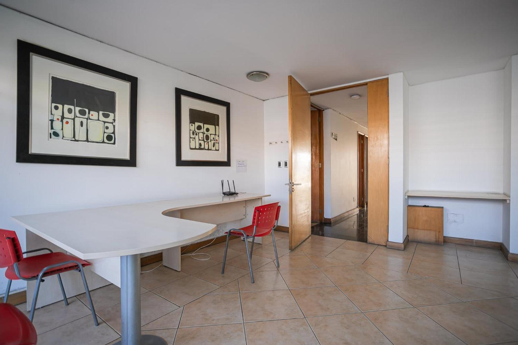 Your Adventure Begins In Condes 2br2ba Apartment