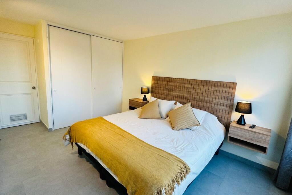 Premium Barrio El Golf - Costanera Center Apartment Santiago