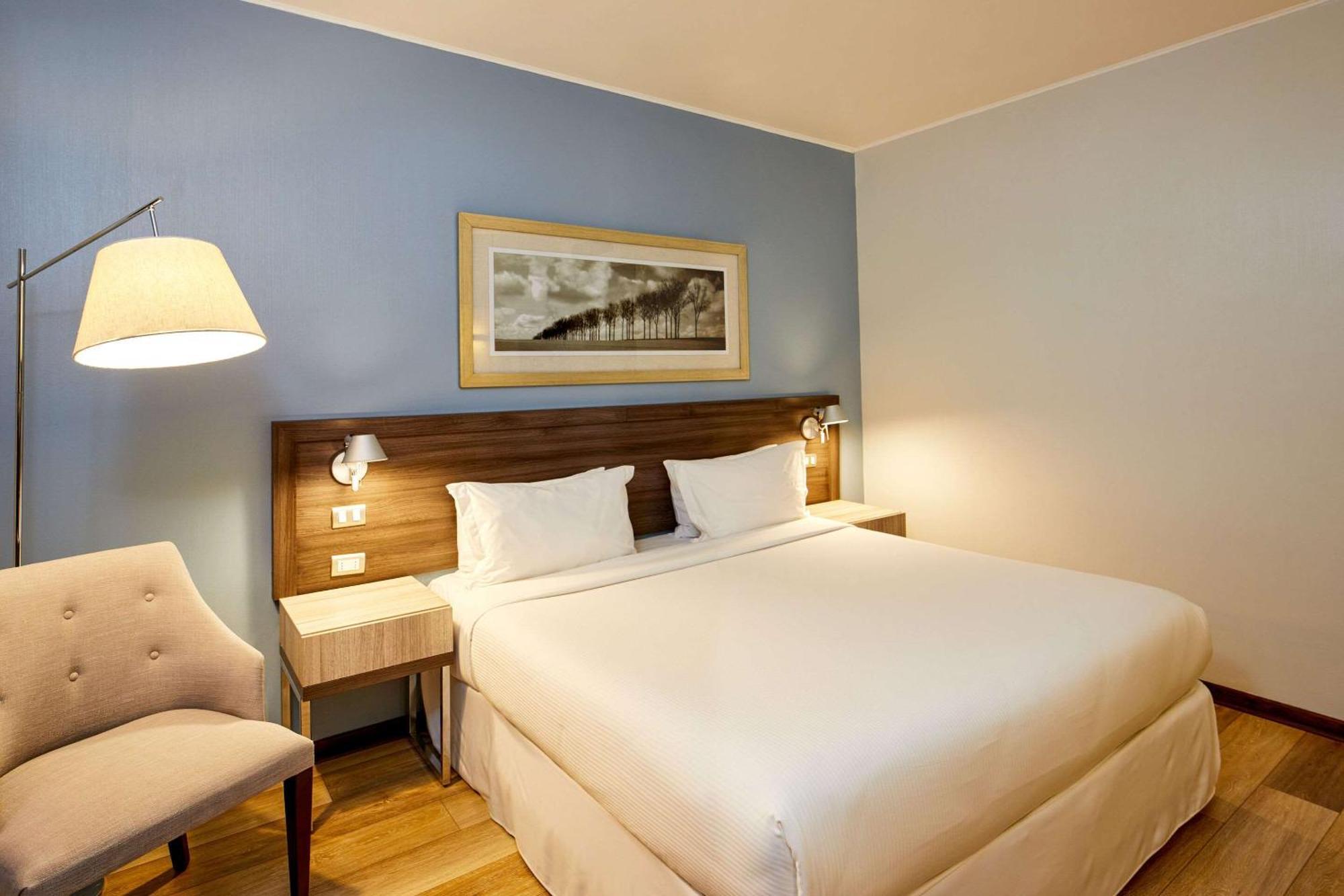 Hotel Radisson Blu Plaza El Bosque Santiago