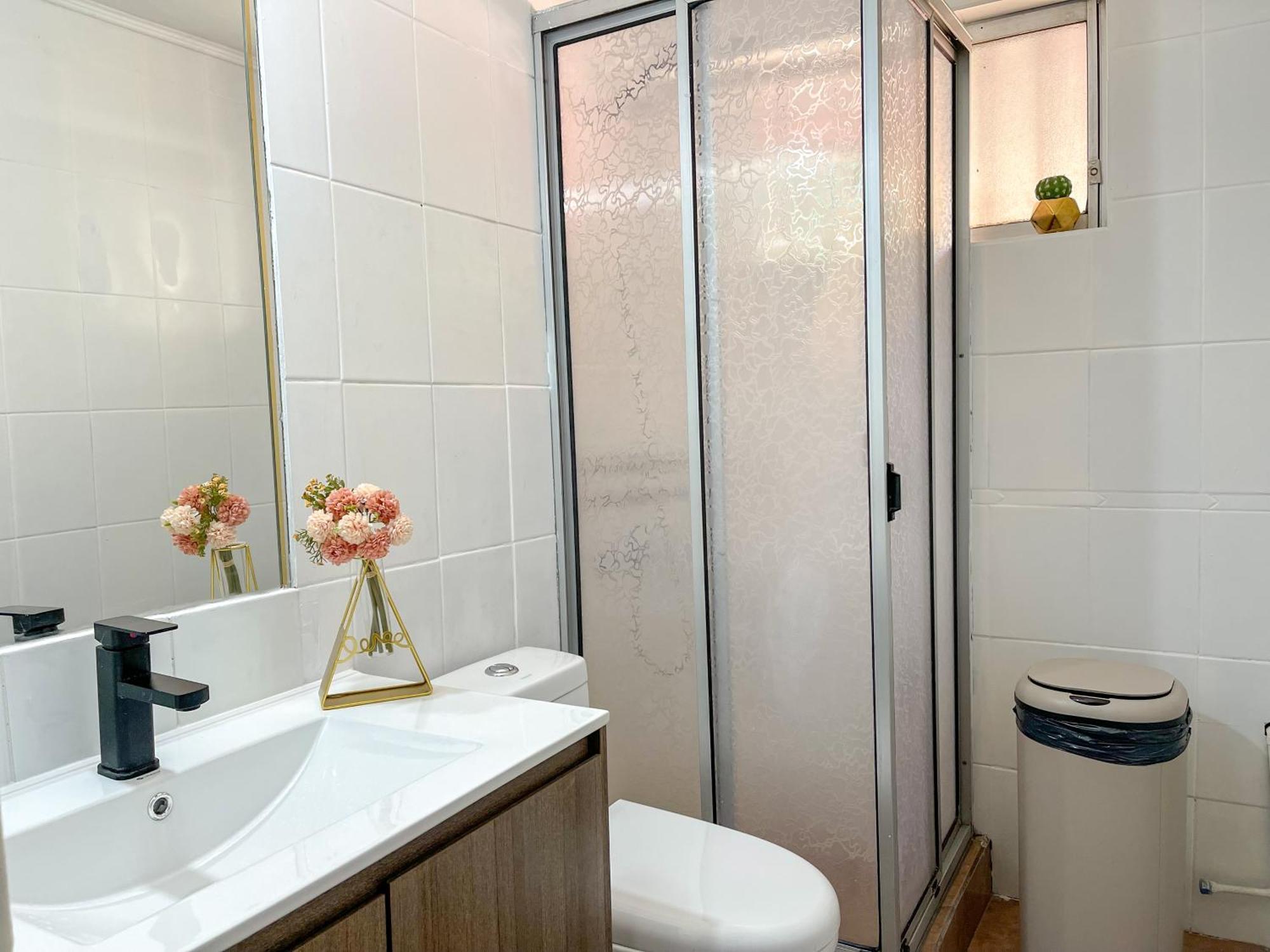 Residencia Las Condes Homestay