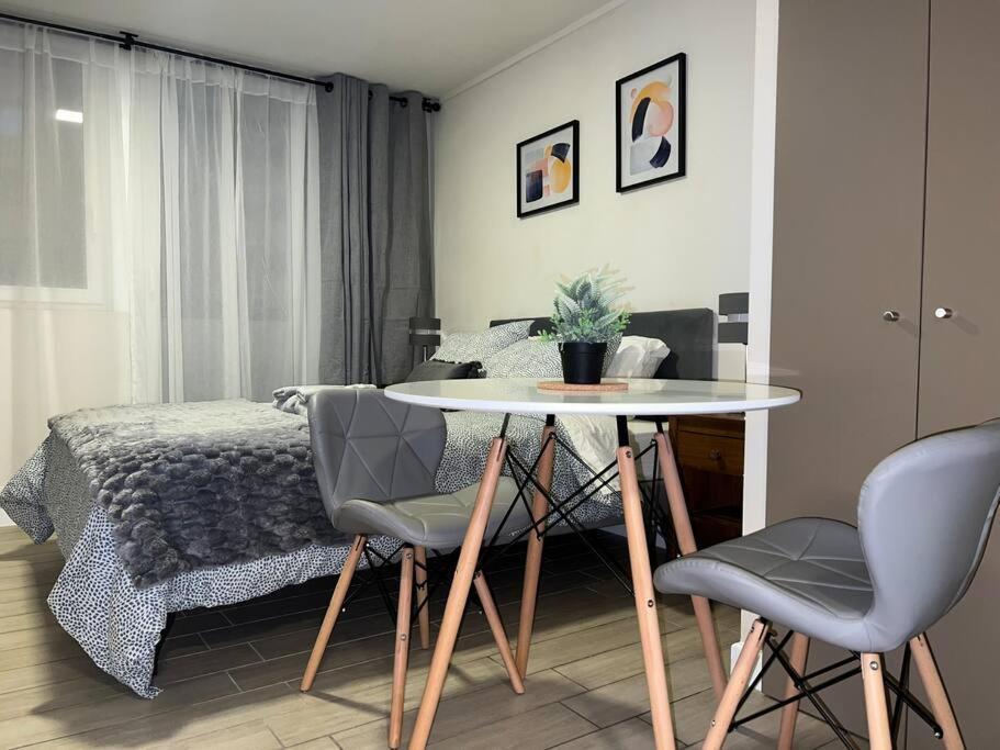 Comodo Departamento En Apartamento