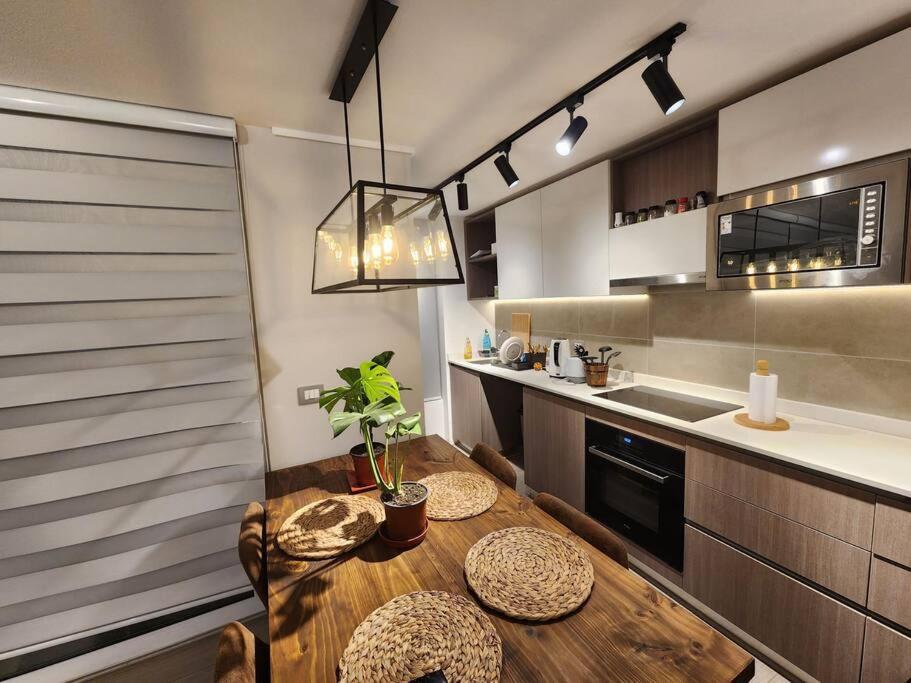 Apartment Privada En Nuevo Depto Con Terraza Y Ac Por Metro Irarrazaval