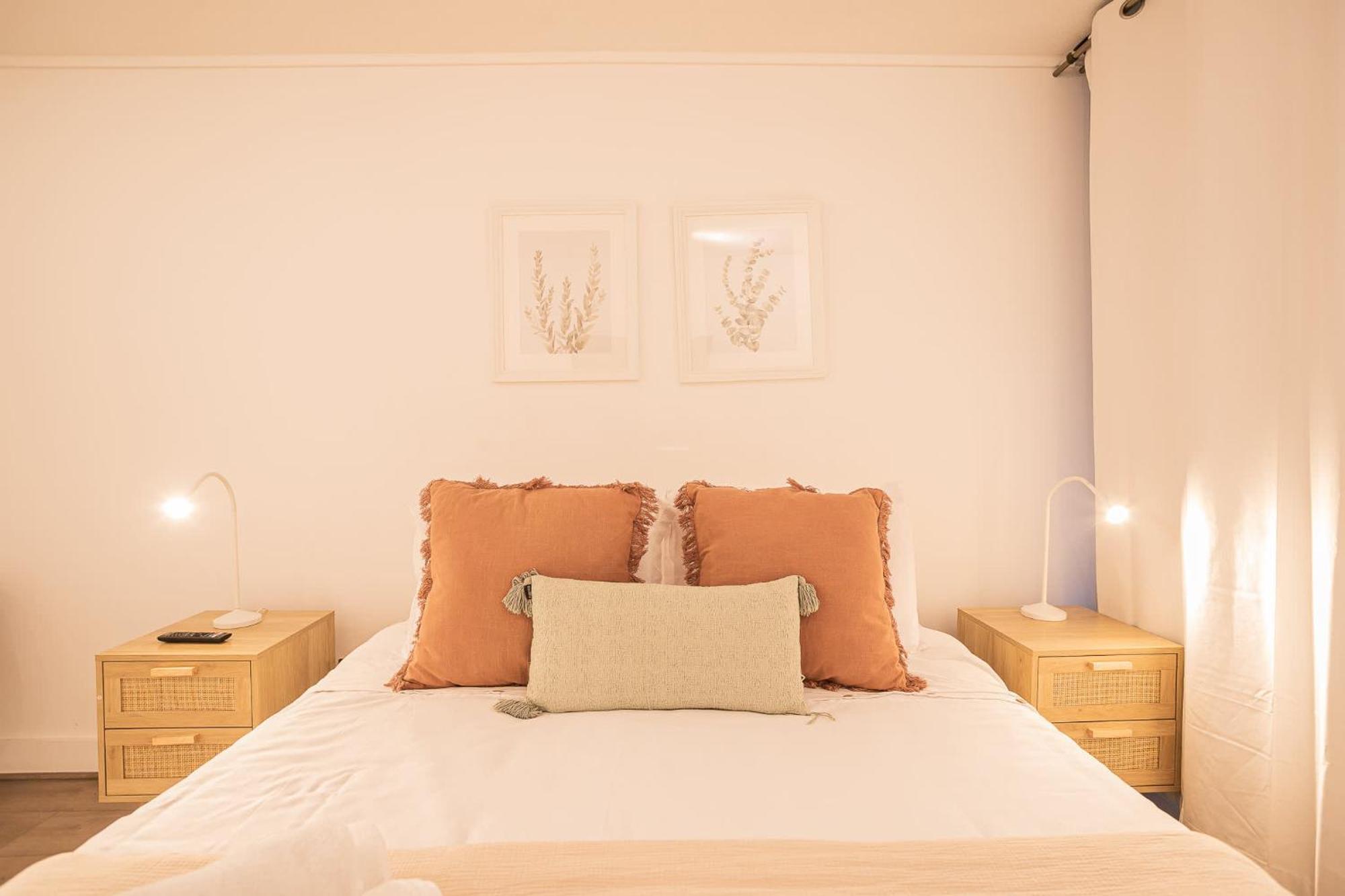 And Cozy Steps Away From Clinica Condes Apartment *