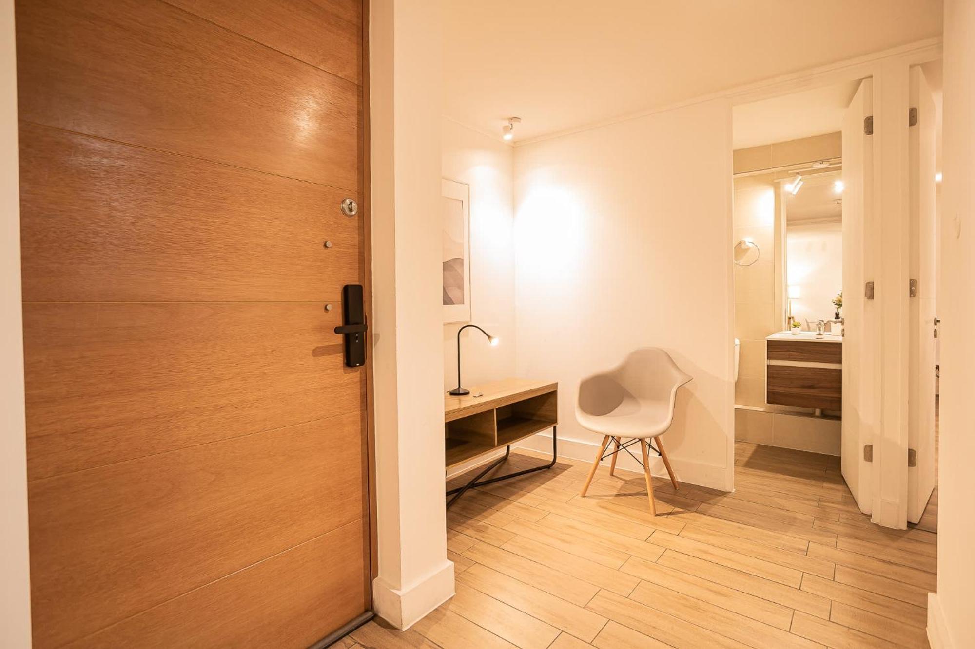 And Cozy Steps Away From Clinica Condes * Santiago