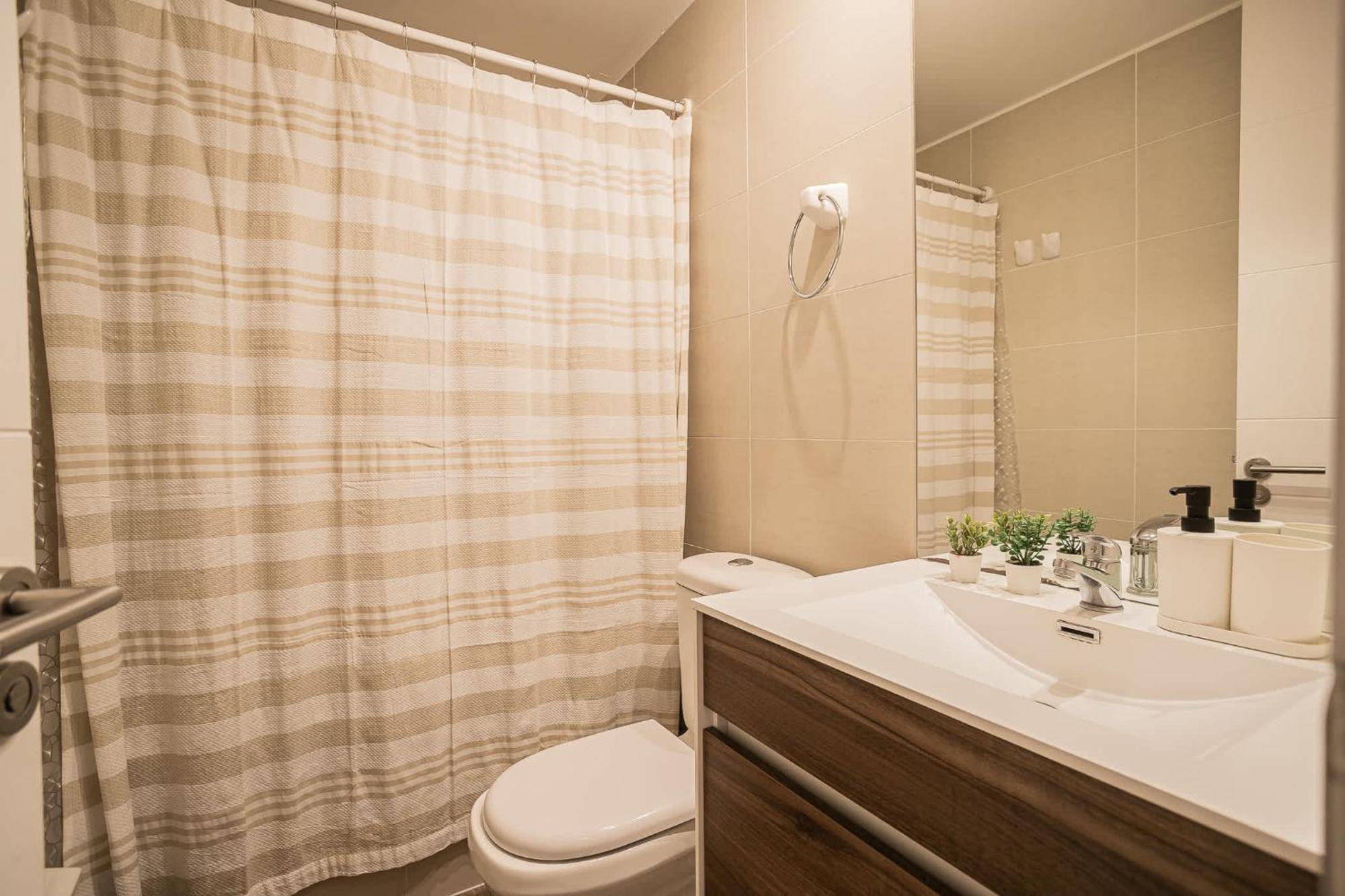 And Cozy Steps Away From Clinica Condes * Santiago