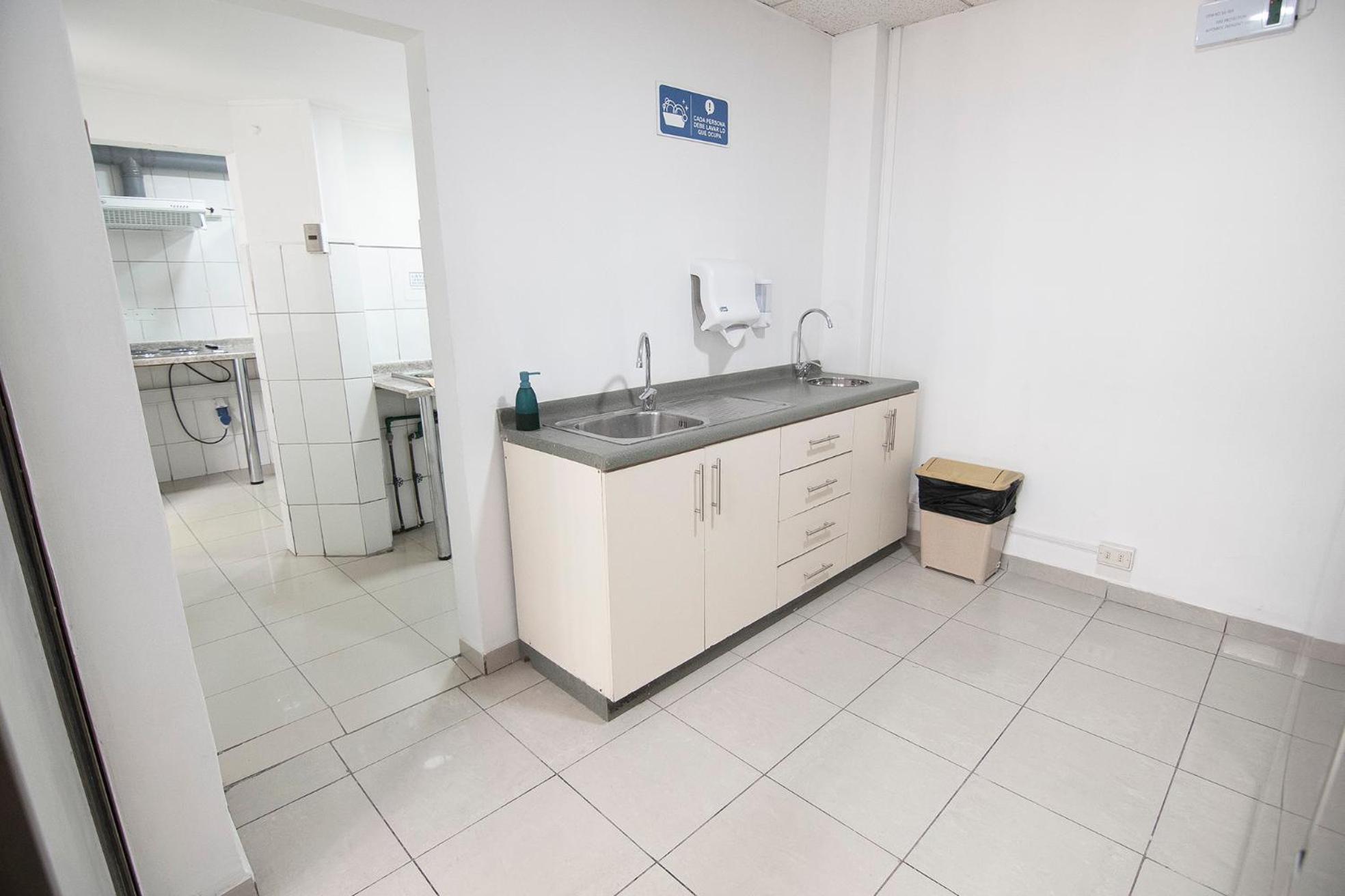 Amoblada Providencia - Metro Salvador Homestay Santiago
