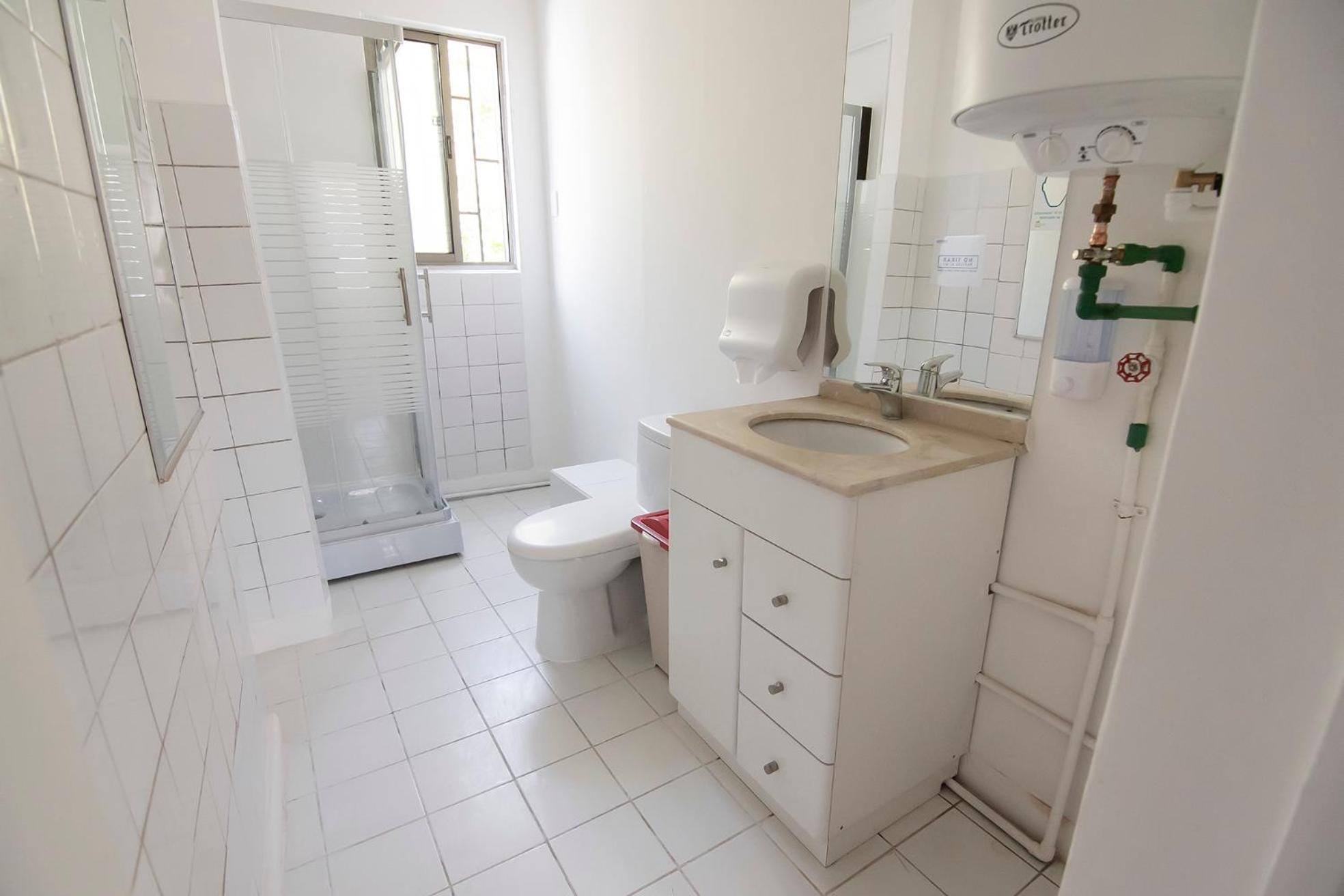 Homestay Amoblada Providencia - Metro Salvador