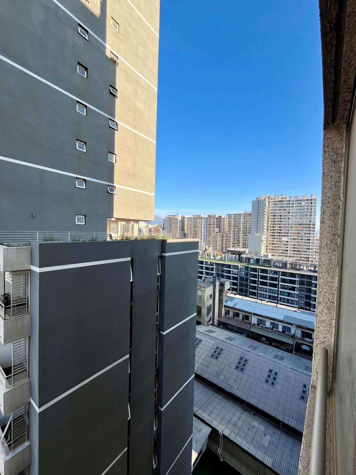 Comodidad Y Seguridad En Centro Apartment Santiago