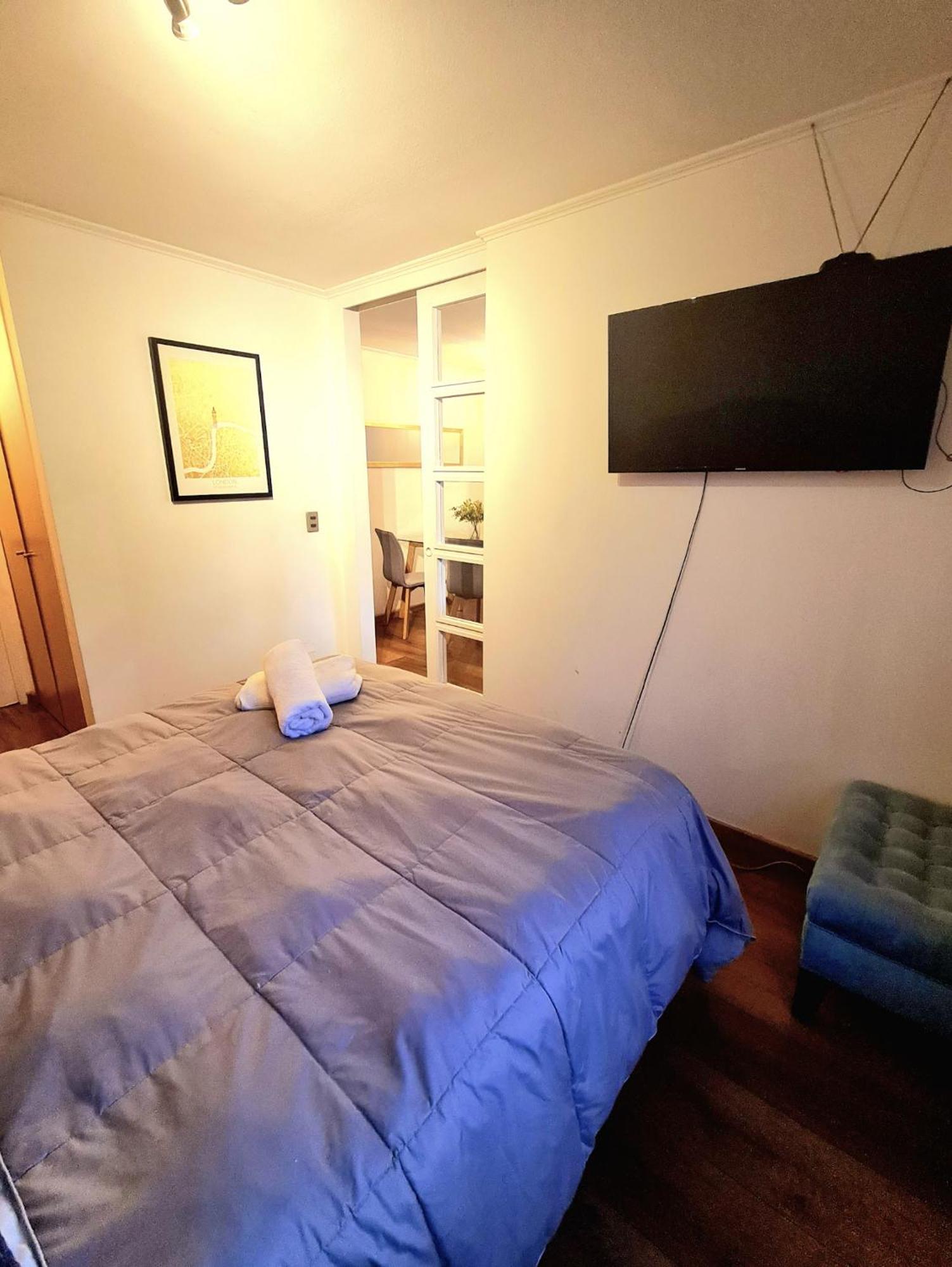 Apartamento A Pasos Clinica Uc Căn hộ