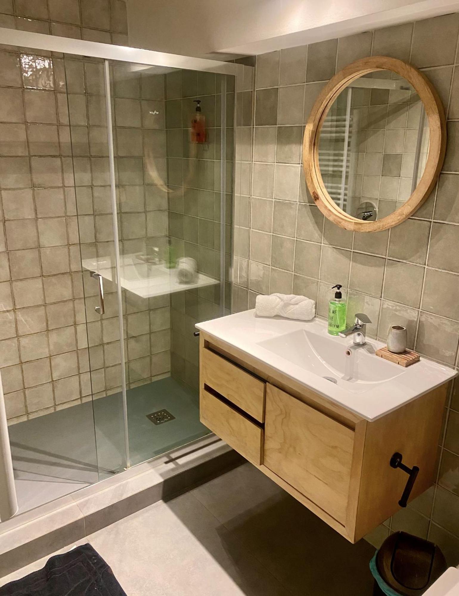 Apartamento Para 5 En Las Condes * Santiago