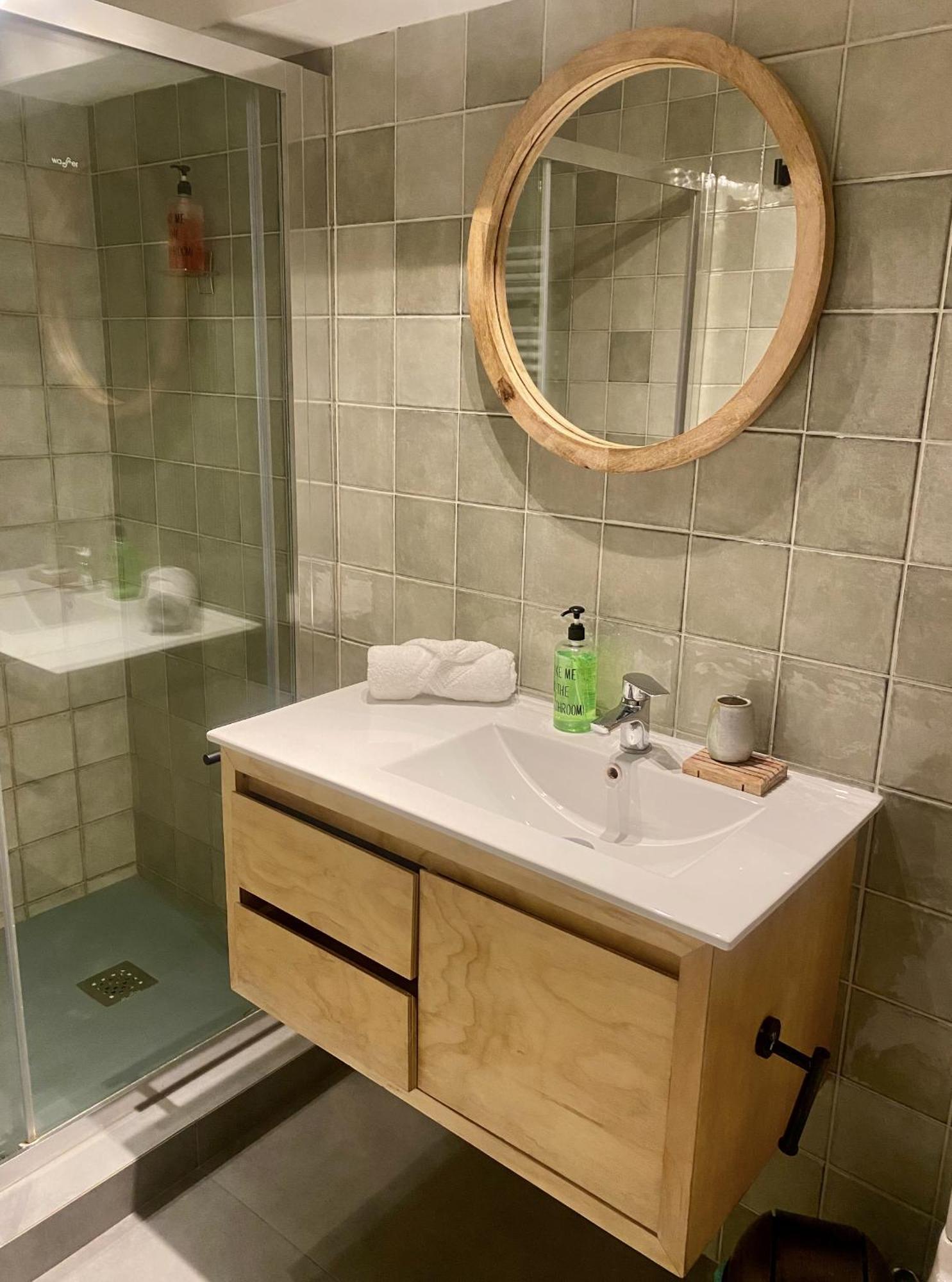 Apartamento Para 5 En Las Condes Apartment *